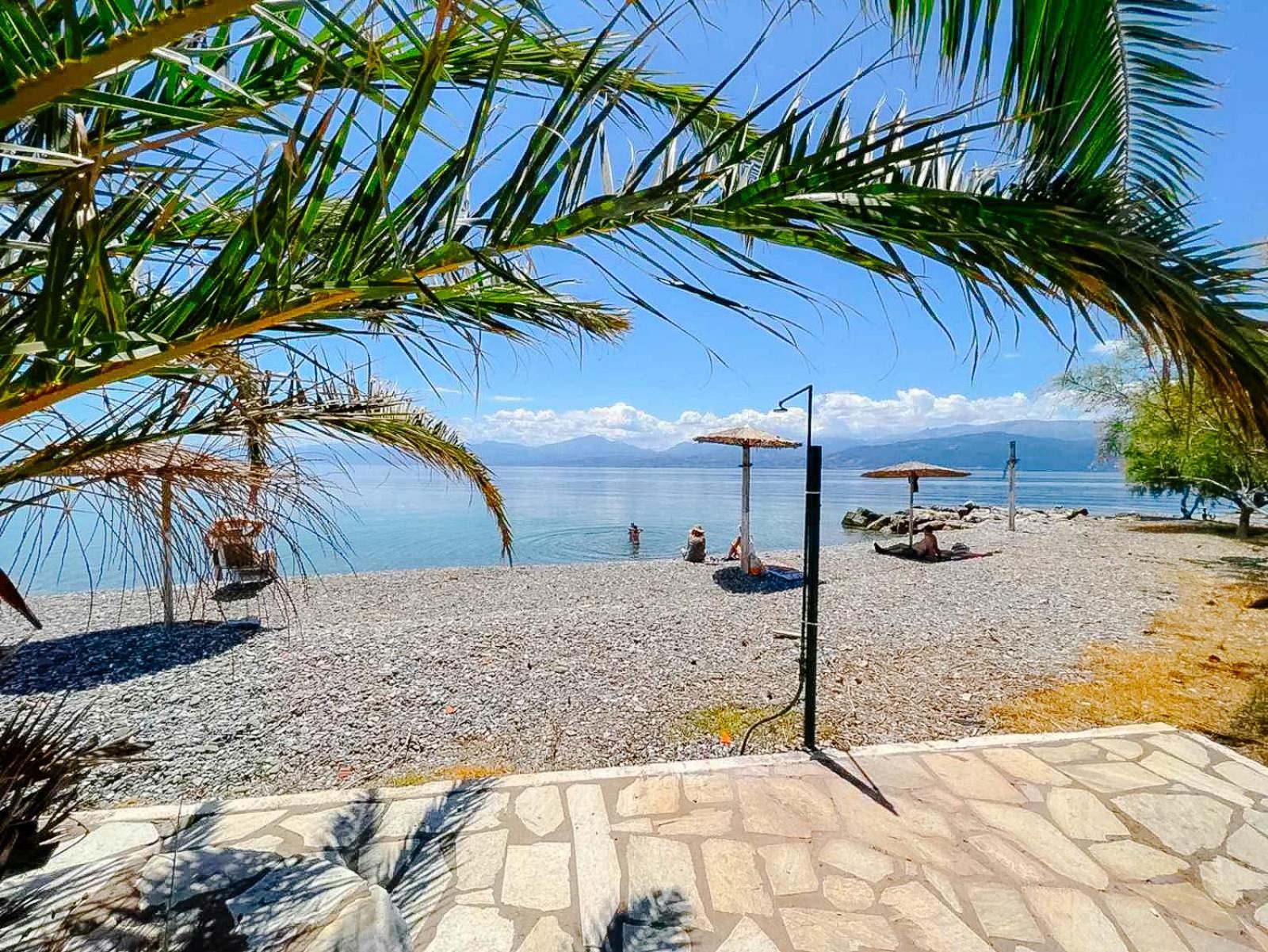 Nafpaktos Shingle Villa photo 4