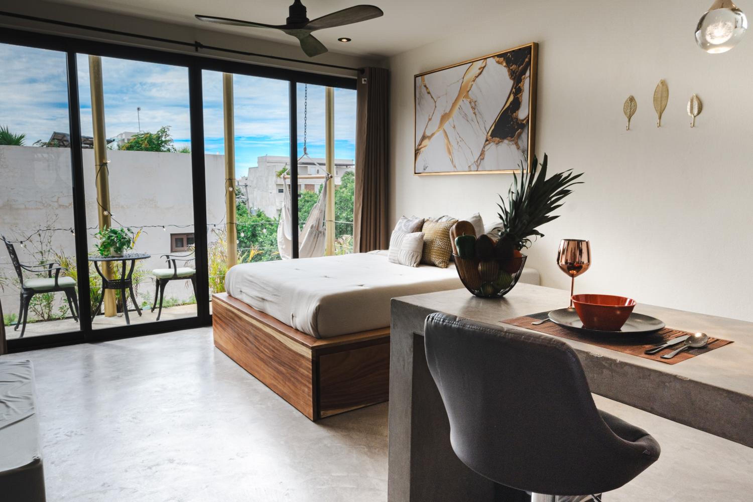 Stylish Studio Retreat Near Tulum Beaches view 4