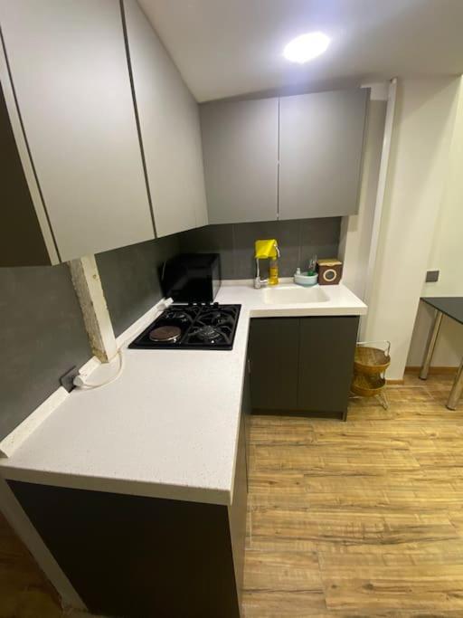 SUPER LOCATION Low-cost flat