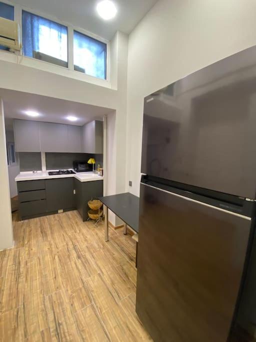 SUPER LOCATION Low-cost flat