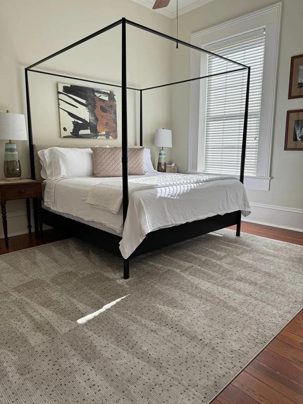 Captain Jacks Guest House - Property Image 1