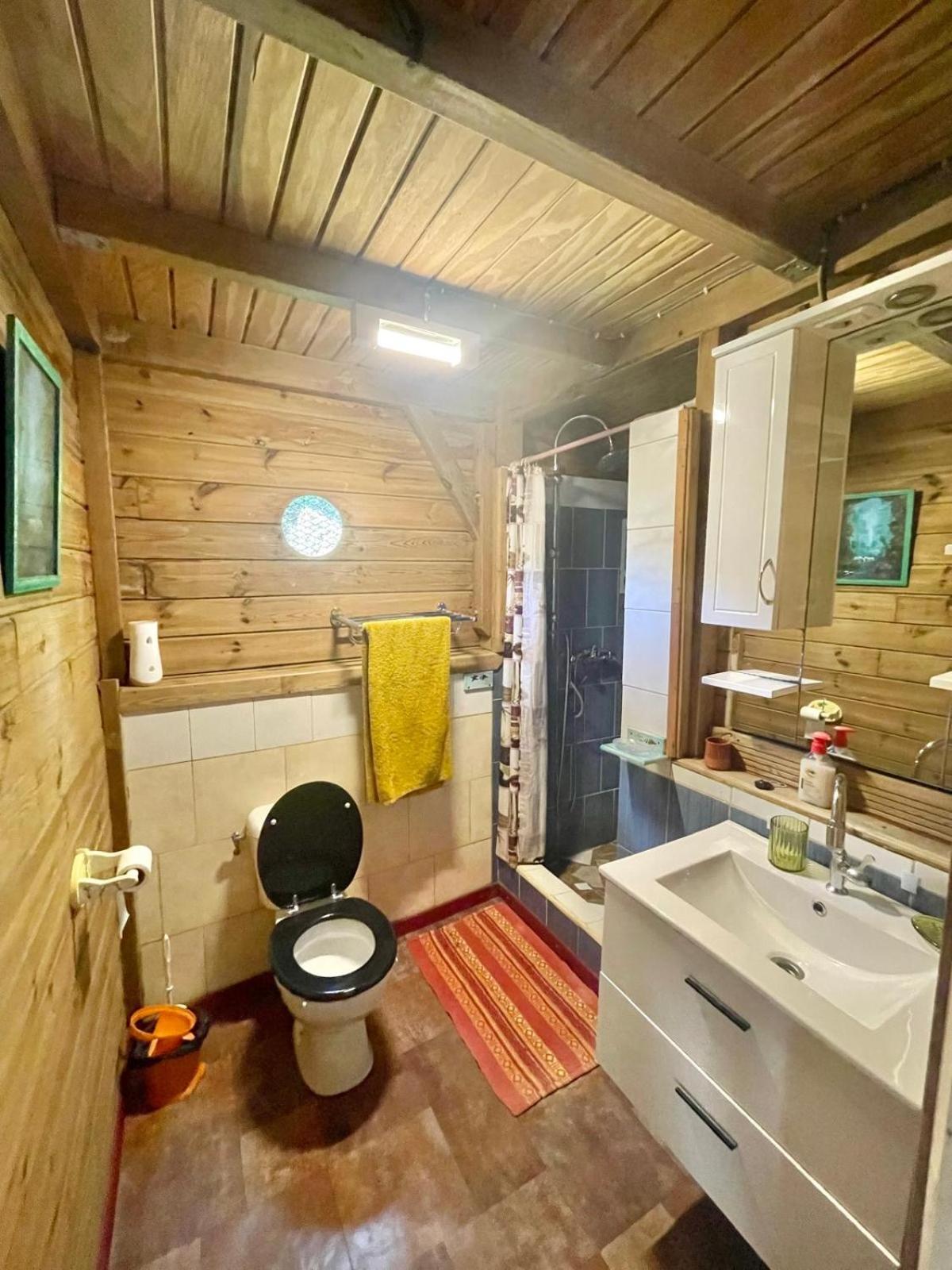Lodge Indigo