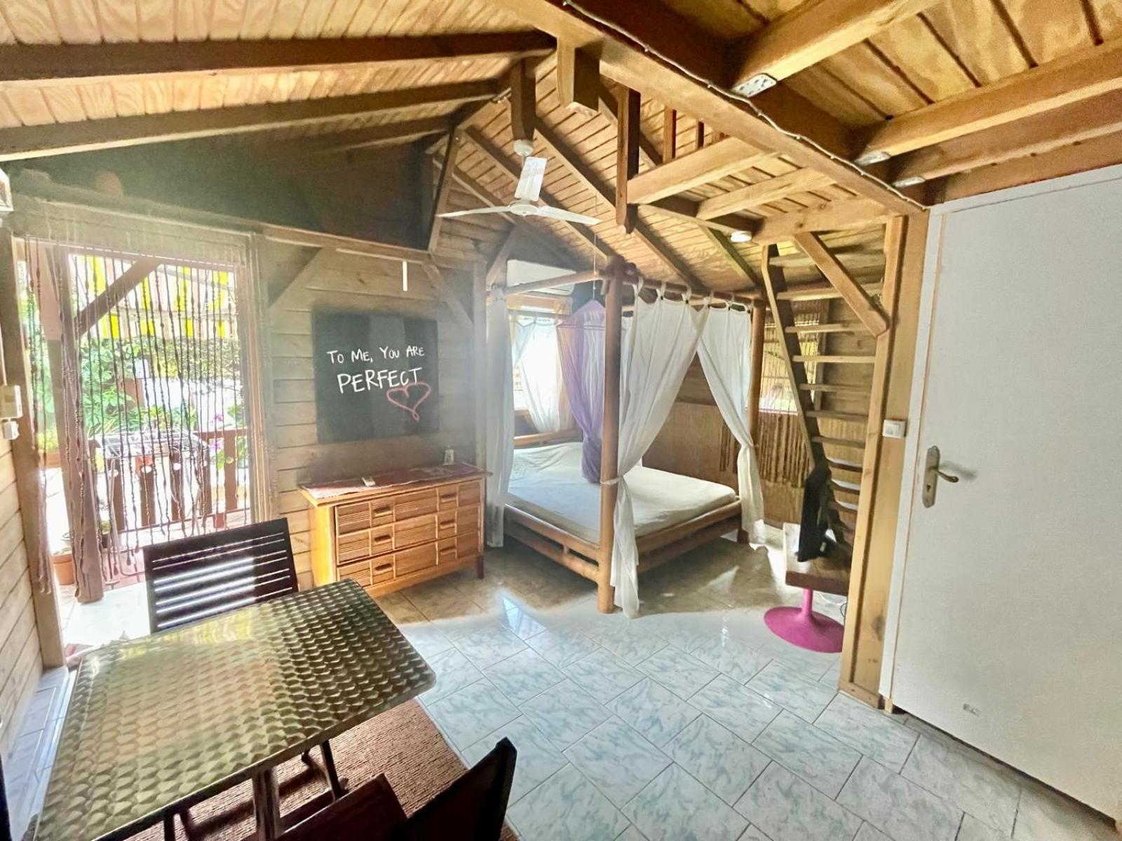 Lodge Indigo