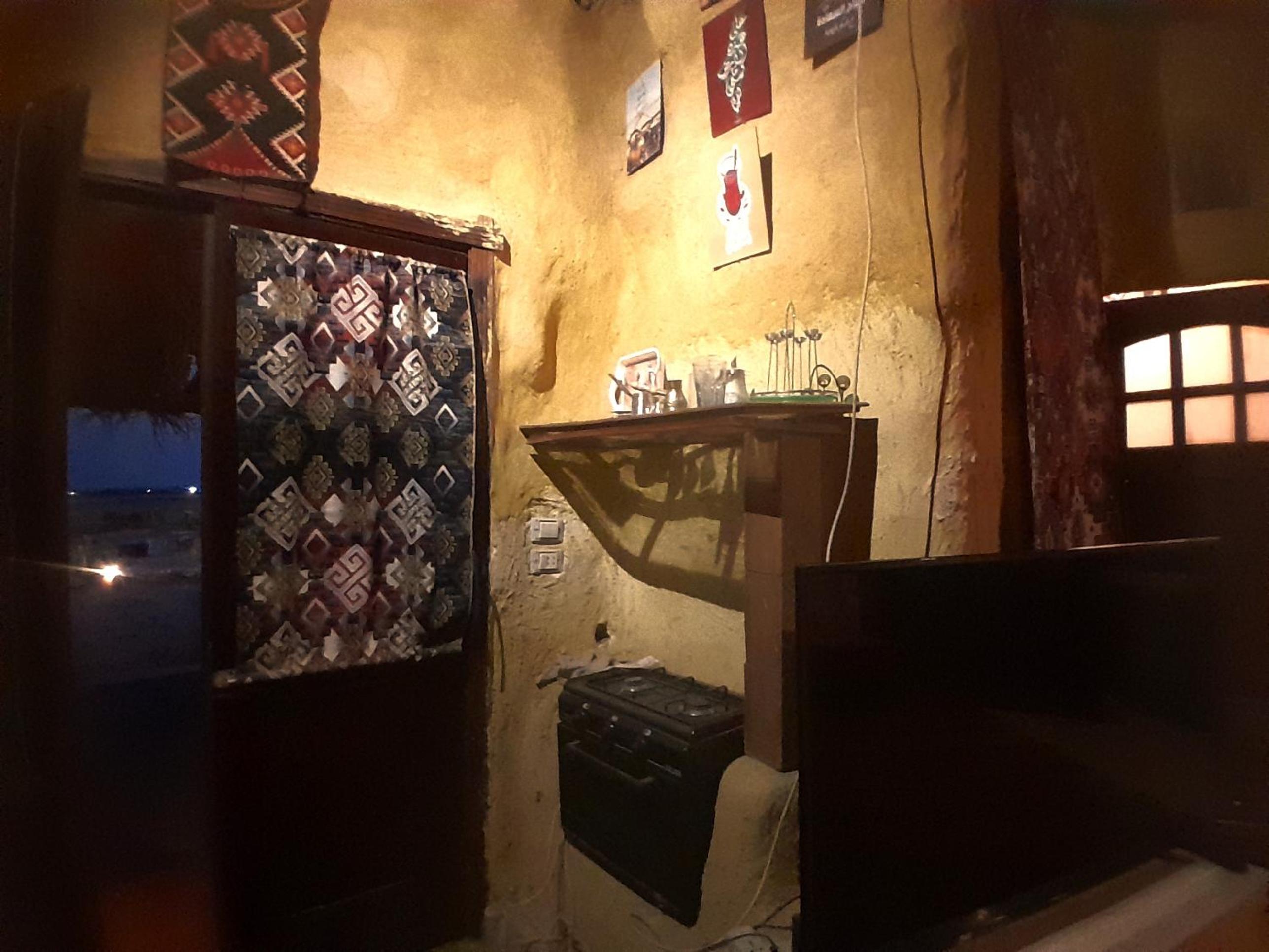 Dahshour Mudhouse Fayoum Desert Road 27km from Pyramid Maydoum Package 4Days 3Nights 500USD full board Visit of Pyramids Khan El Khalili Museum cairo by ni