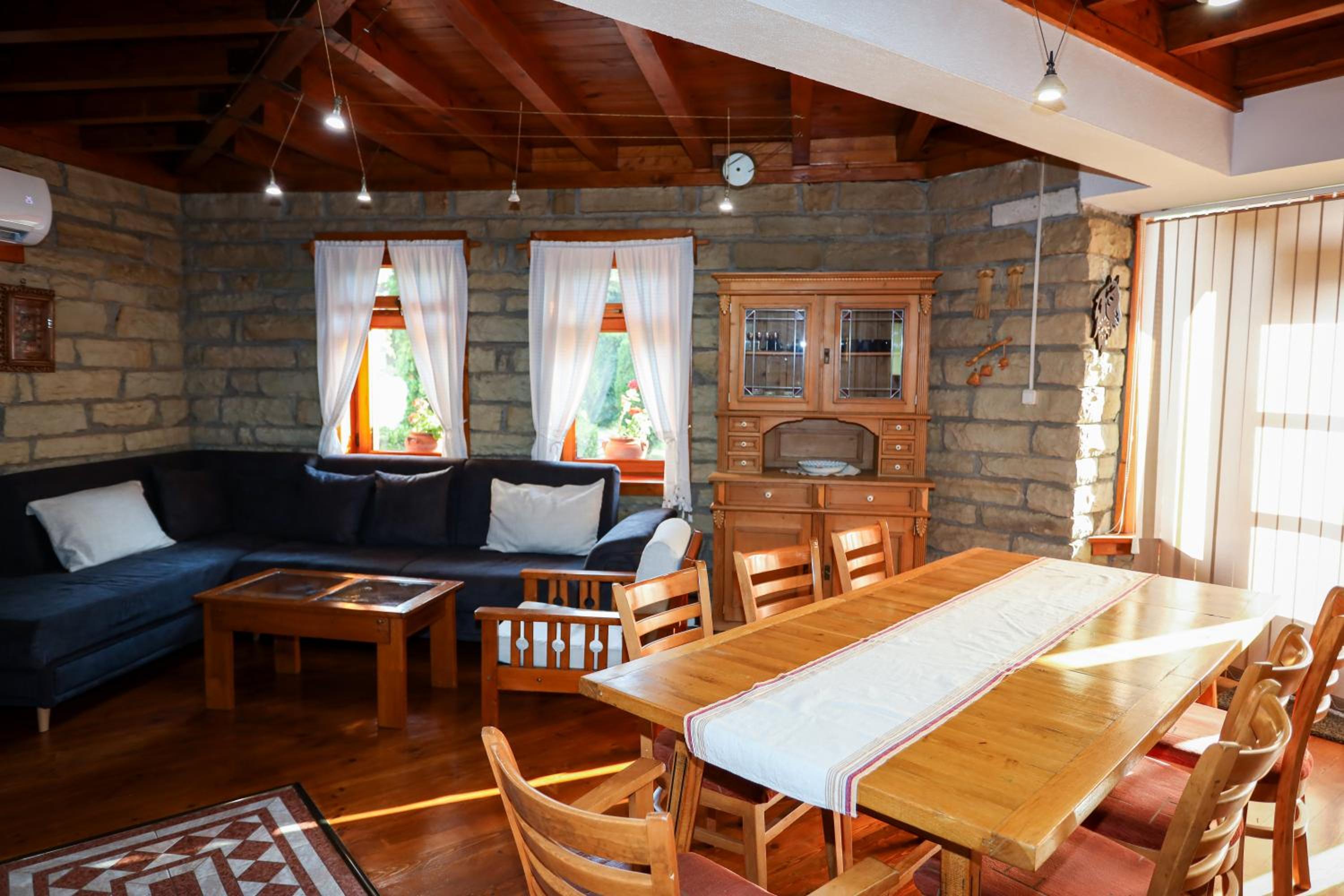 Zhivka House