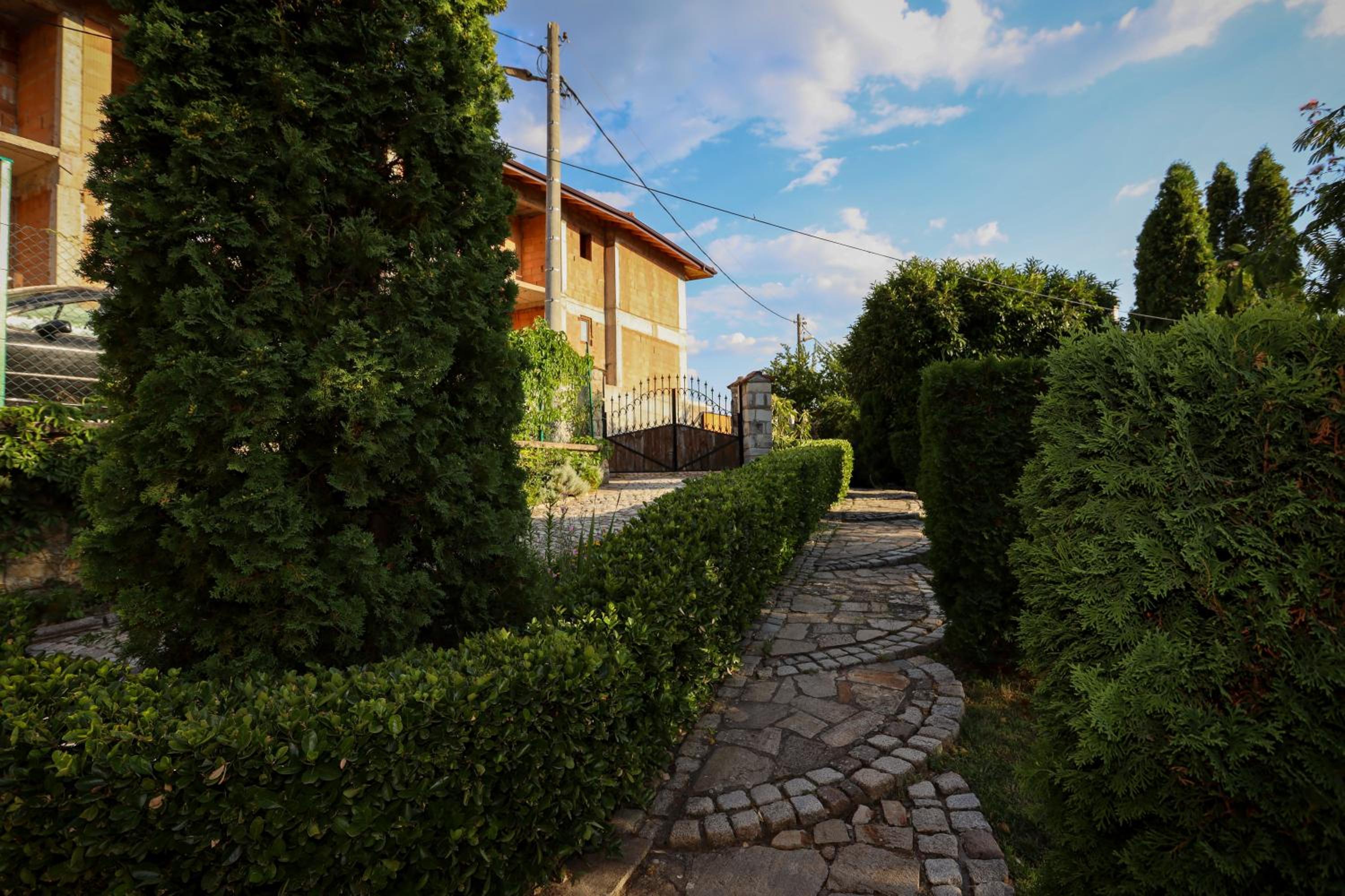 Zhivka House