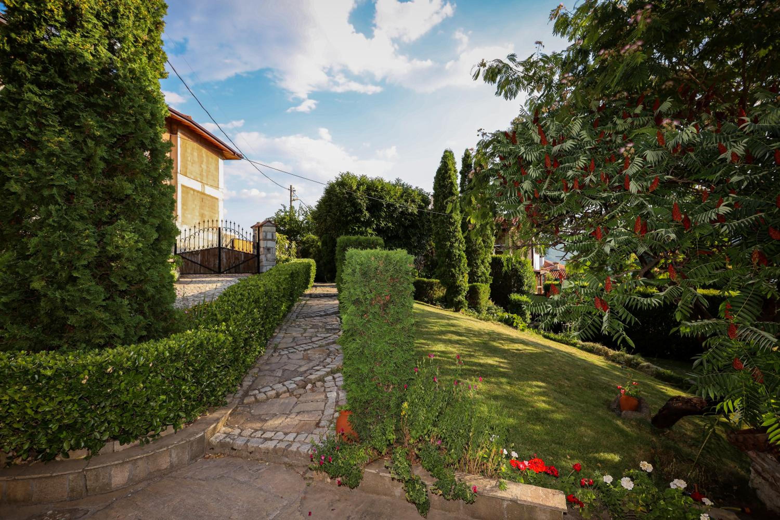 Zhivka House