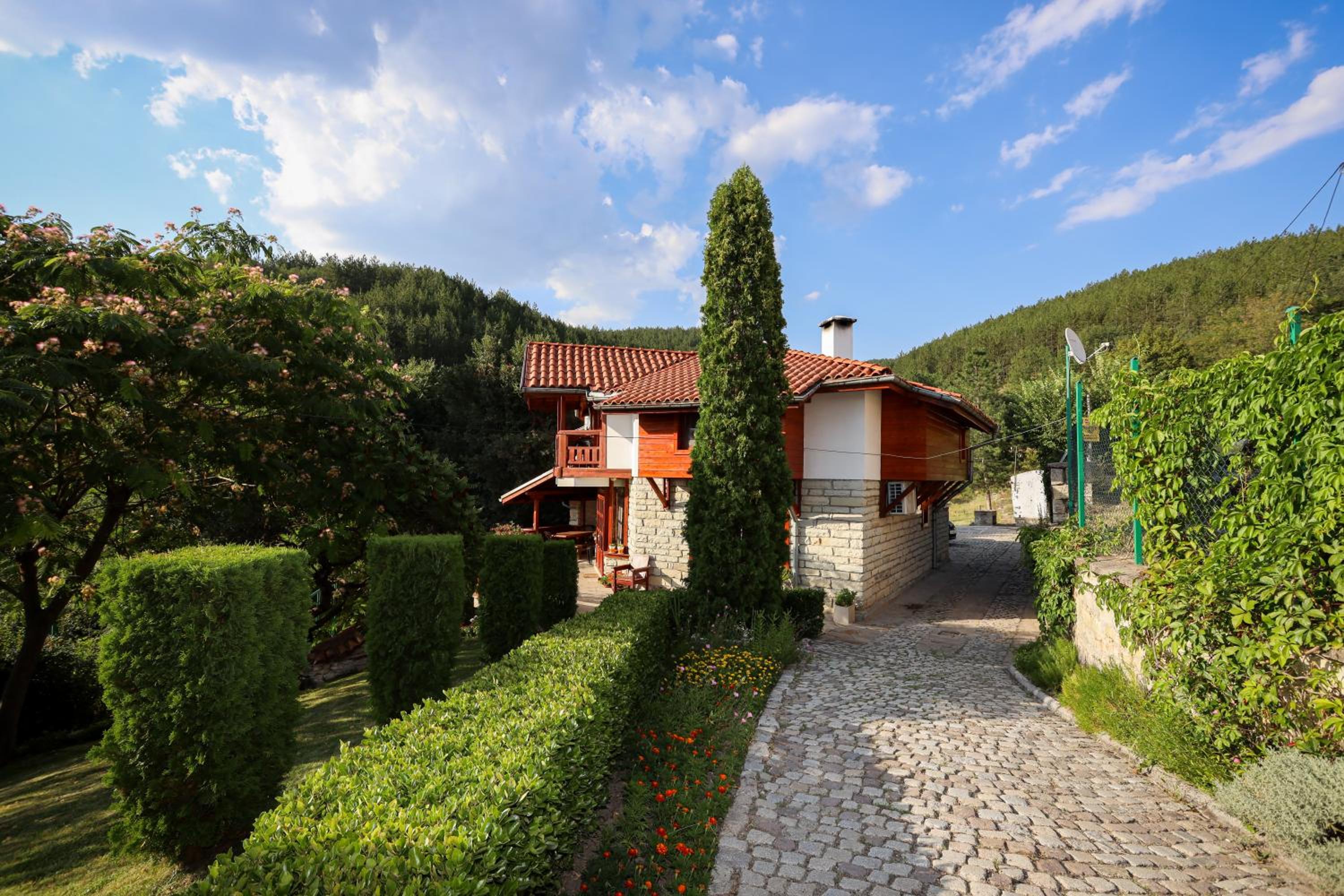 Zhivka House