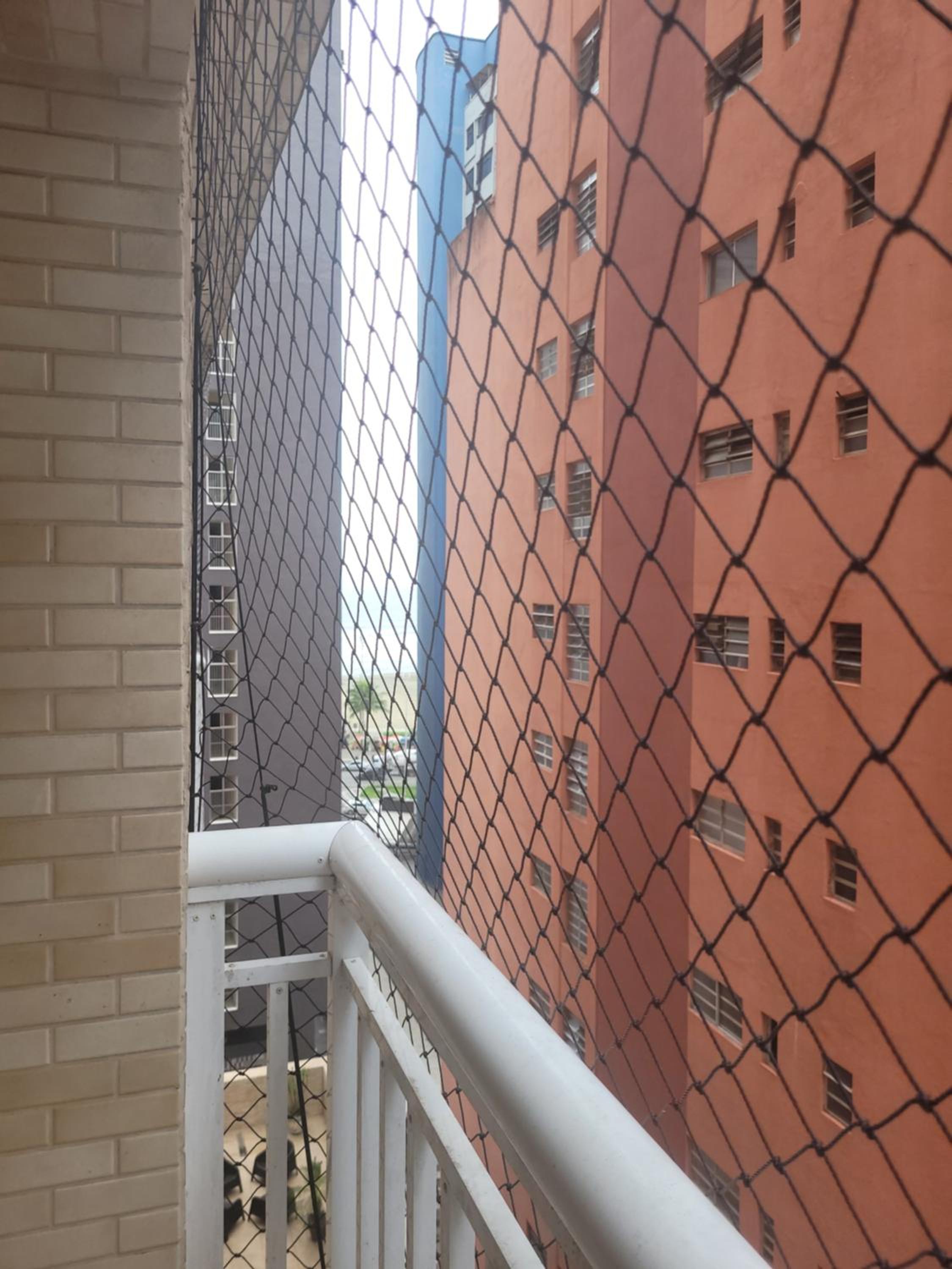 Apê 50 metros da praia com wifi e garagem