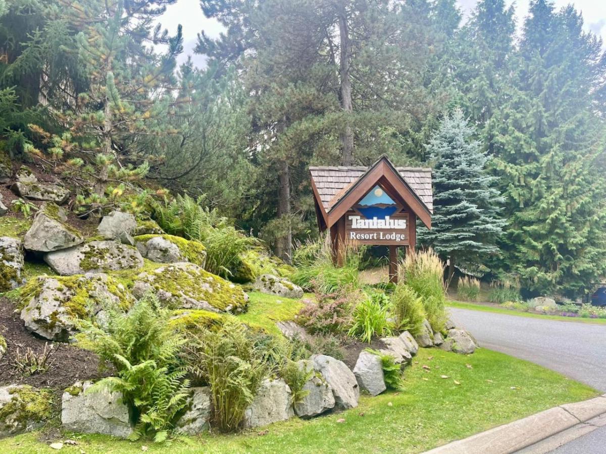 Tantalus Lodge Whistler Family Ski Suite