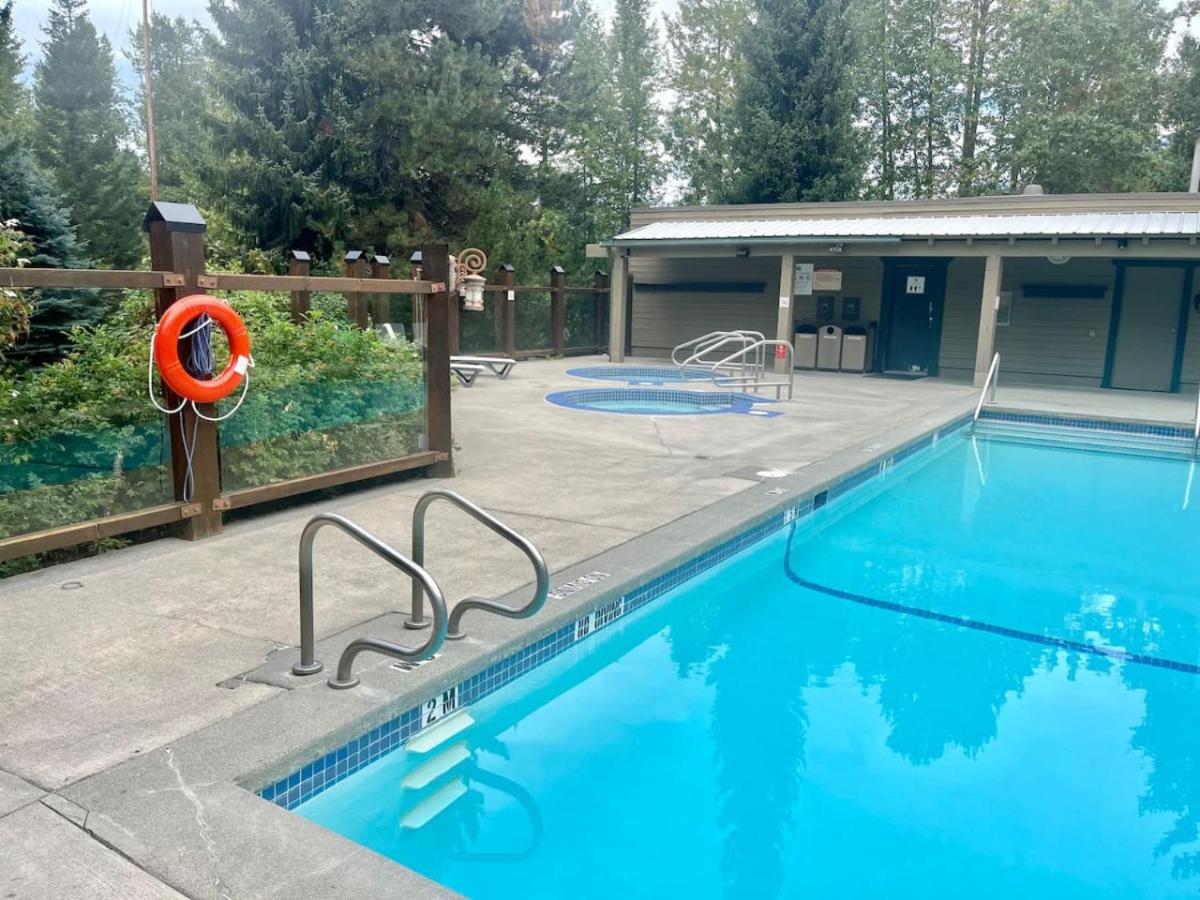 Tantalus Lodge Whistler Family Ski Suite