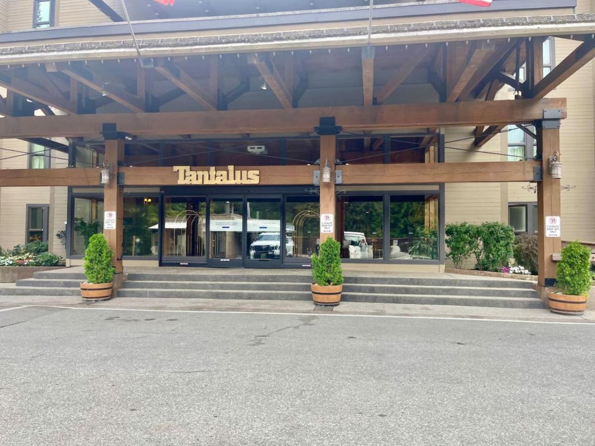 Tantalus Lodge Whistler Family Ski Suite