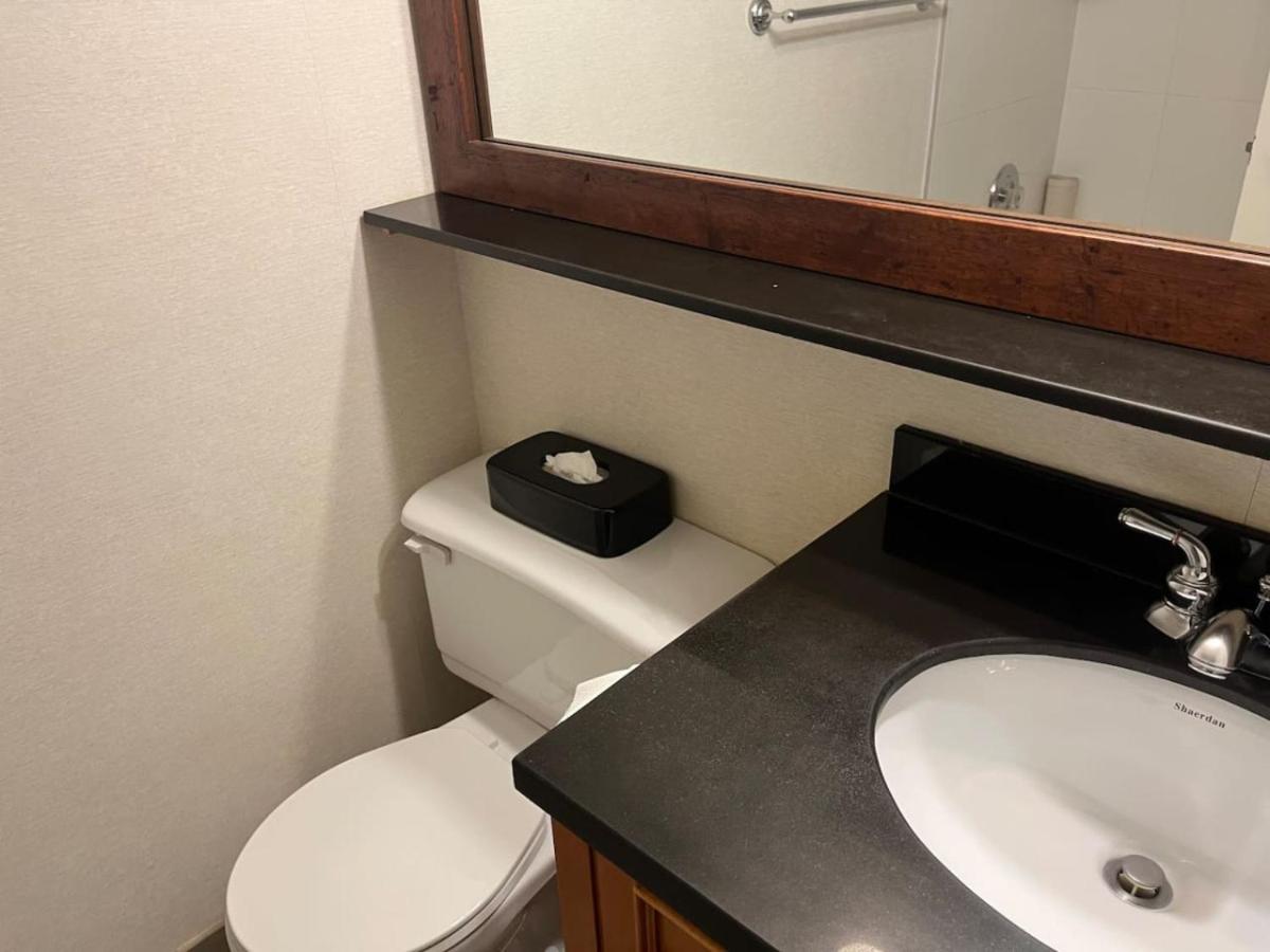 Tantalus Boutique Hotel Spacious Whistler Suite