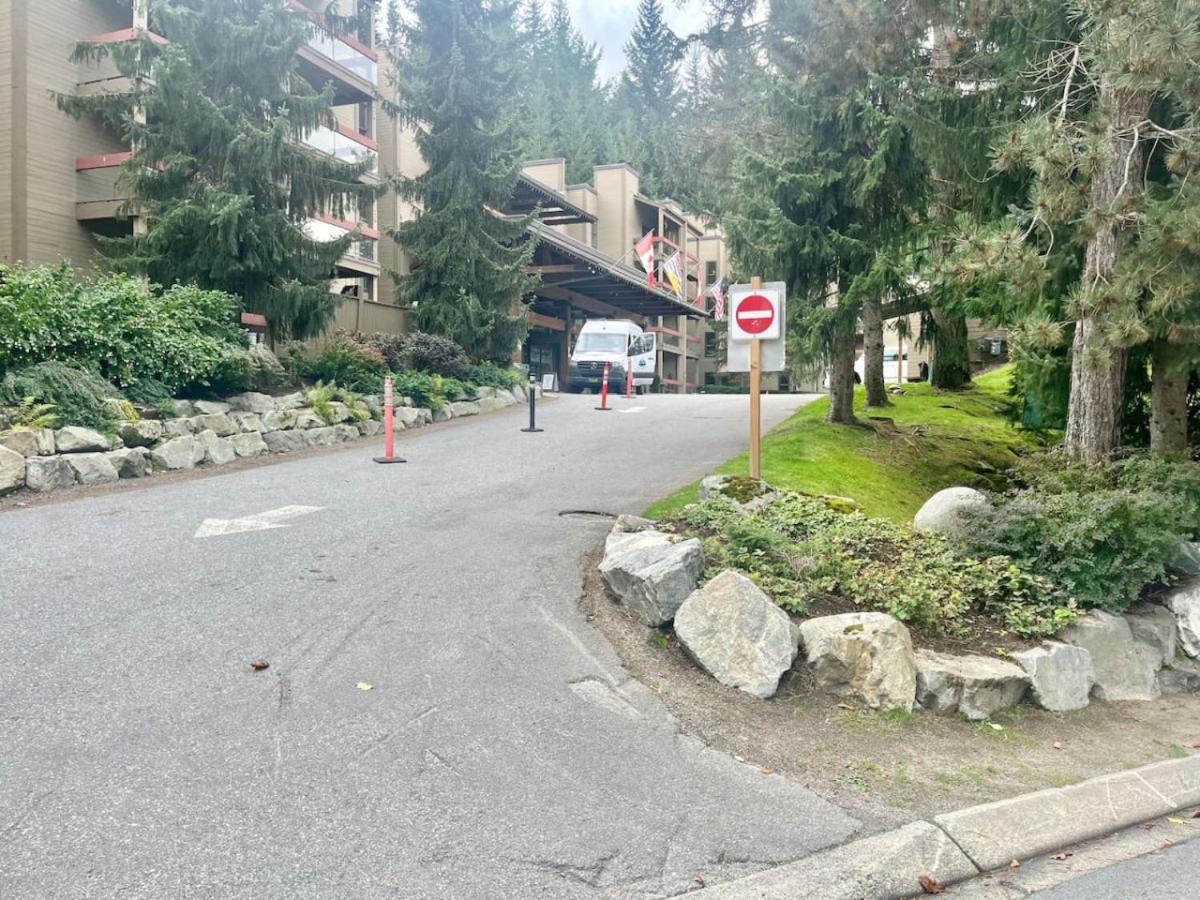 Tantalus Boutique Hotel Spacious Whistler Suite