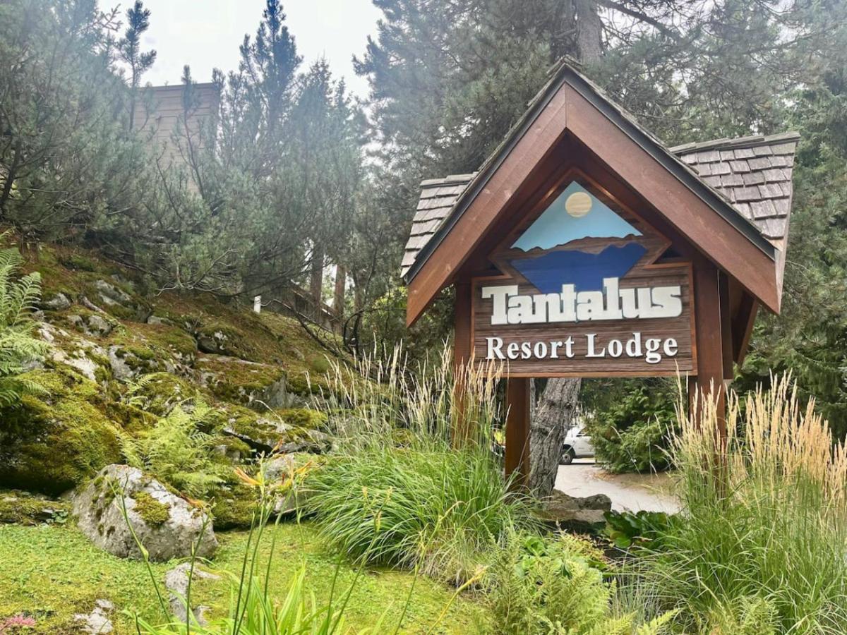 Tantalus Boutique Hotel Spacious Whistler Suite