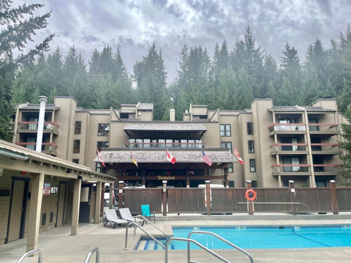 Tantalus Boutique Hotel Spacious Whistler Suite