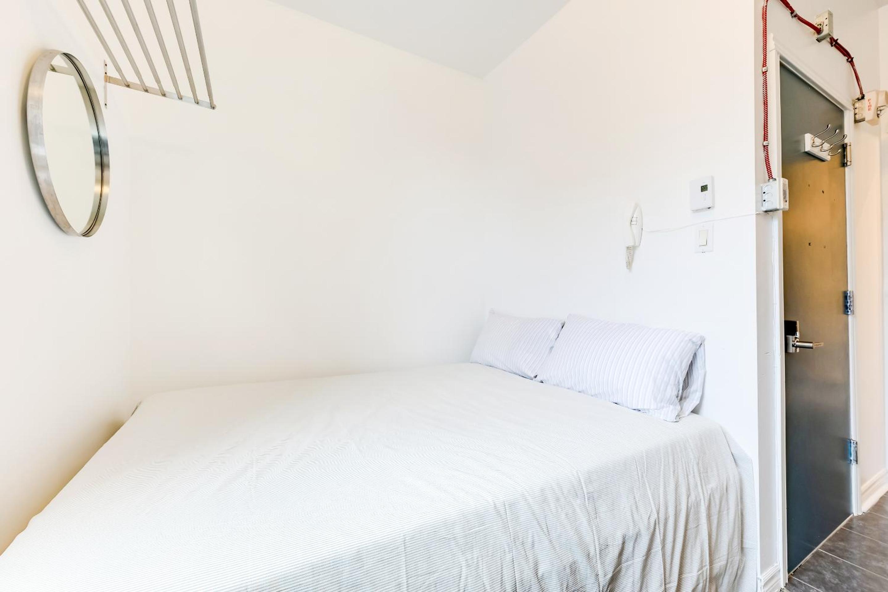 Chez Mont Royal Apartments!