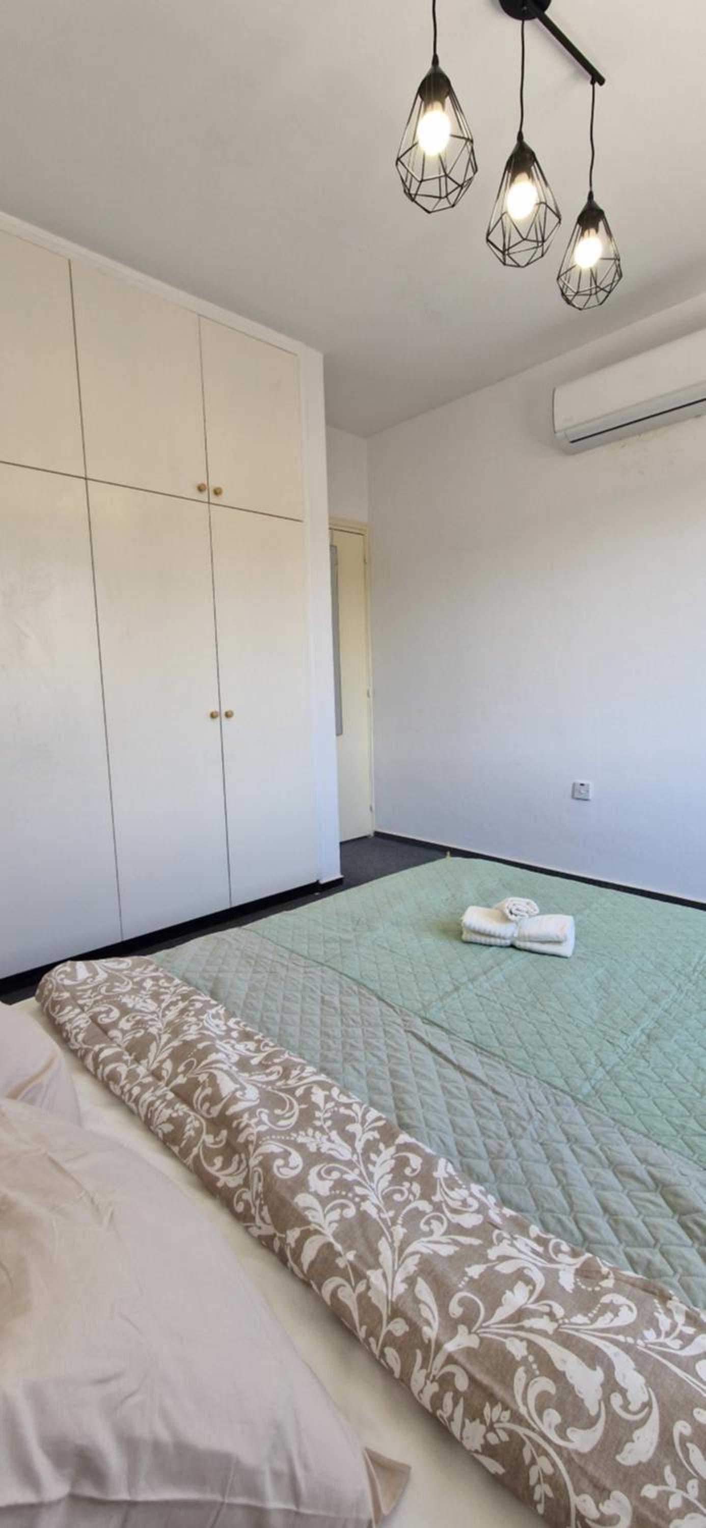 Superior Serenity apartment near Coral Bay