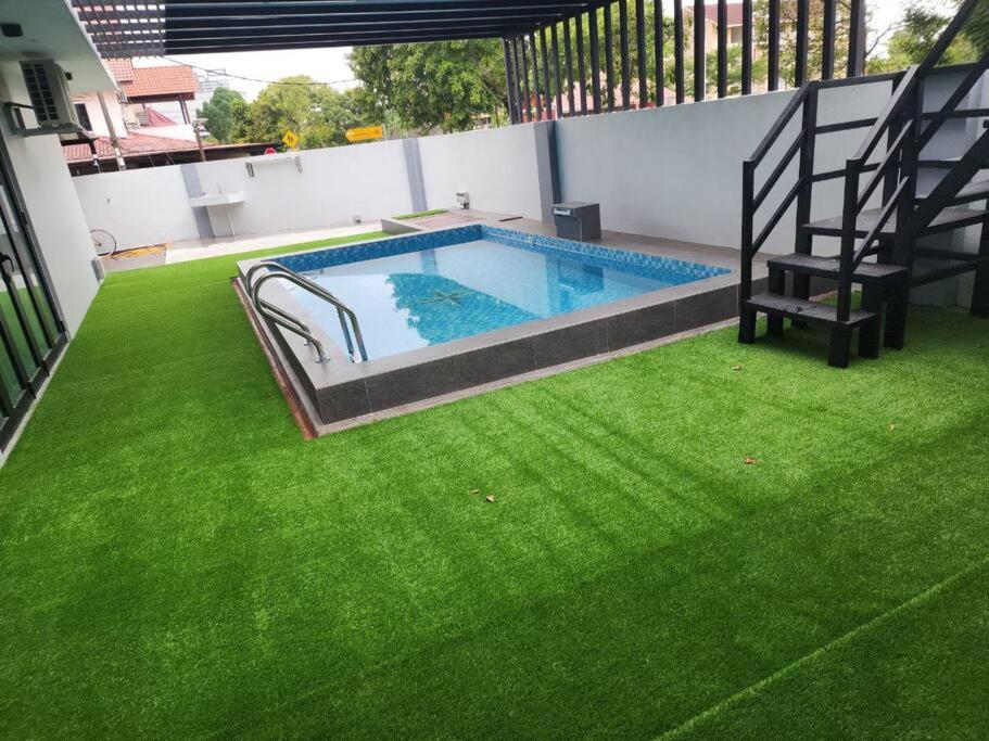 Satu Retreat Johor Bahru Homestay
