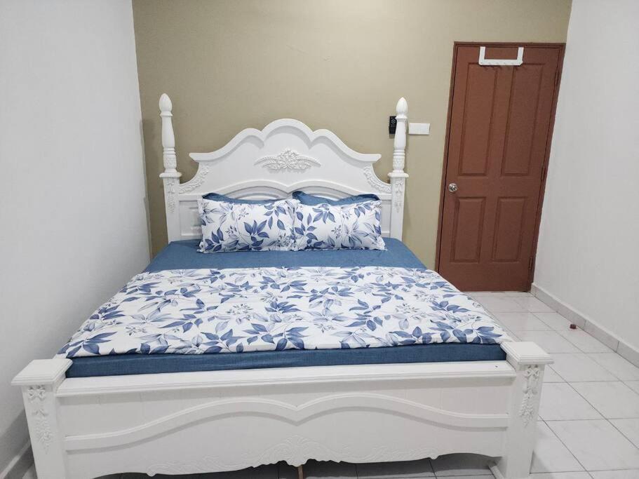 Satu Retreat Johor Bahru Homestay