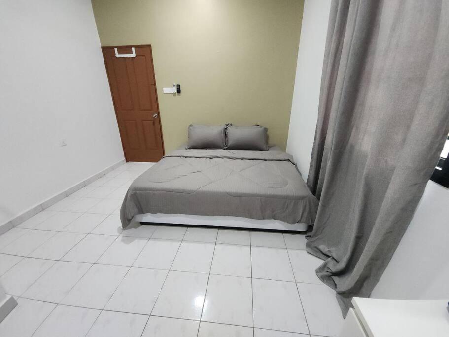 Satu Retreat Johor Bahru Homestay