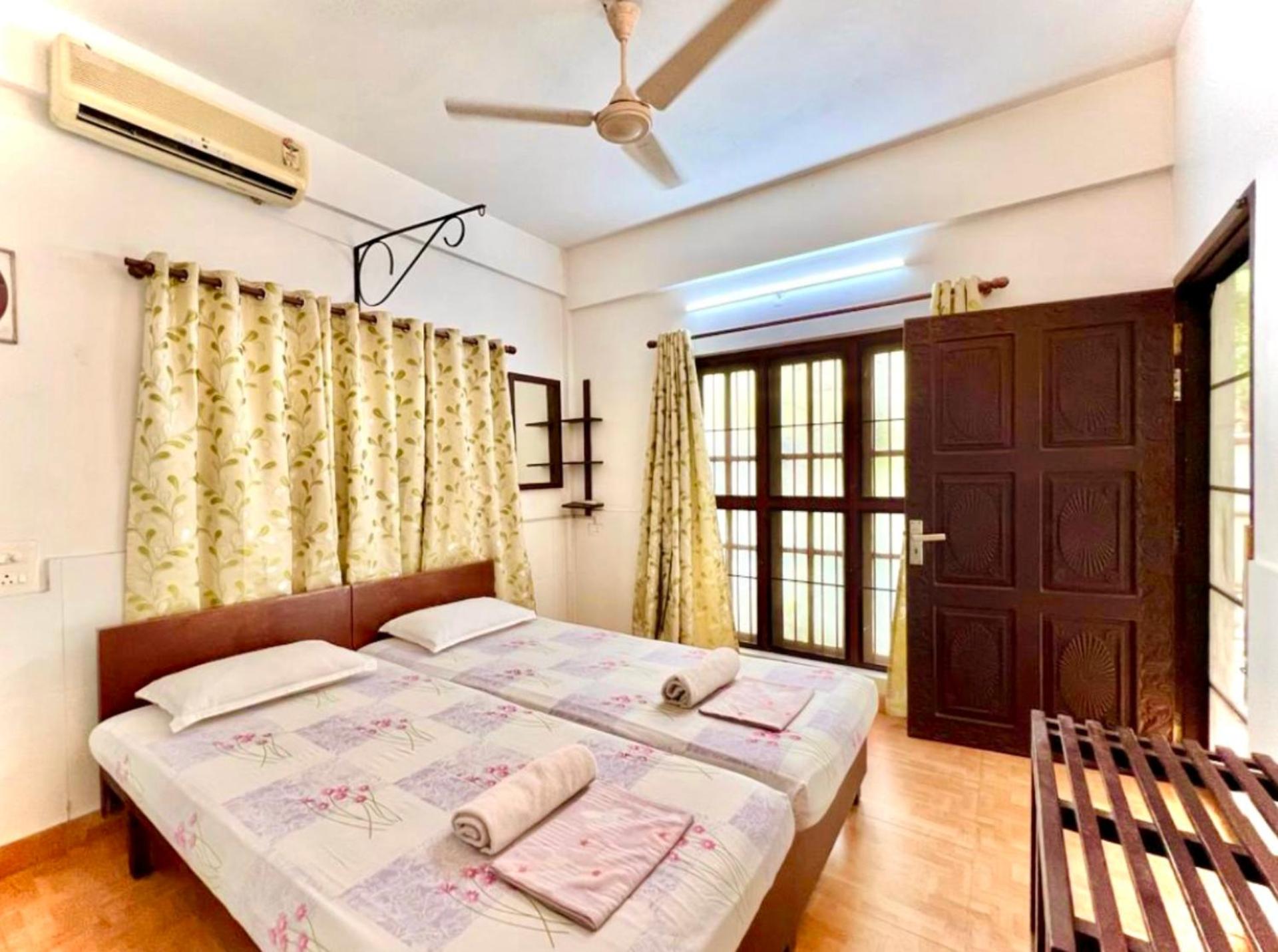 Reds Residency - Homestay