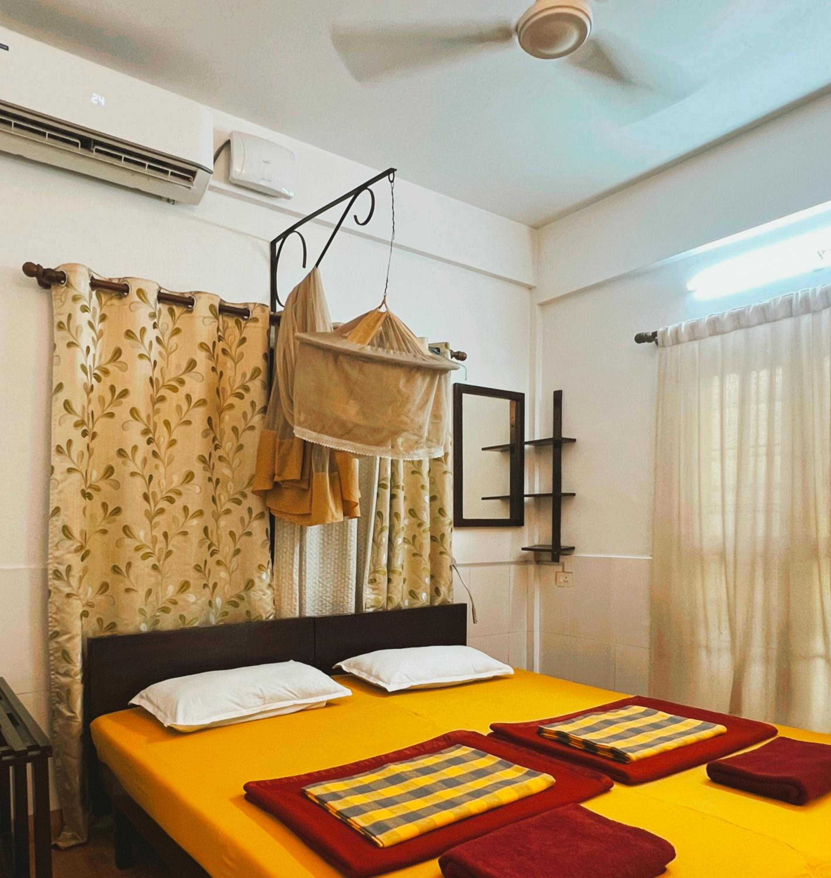 Reds Residency - Homestay