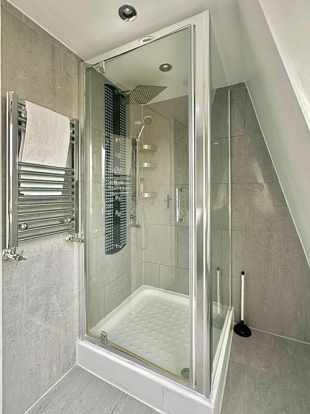 Stay in Fulham view 4