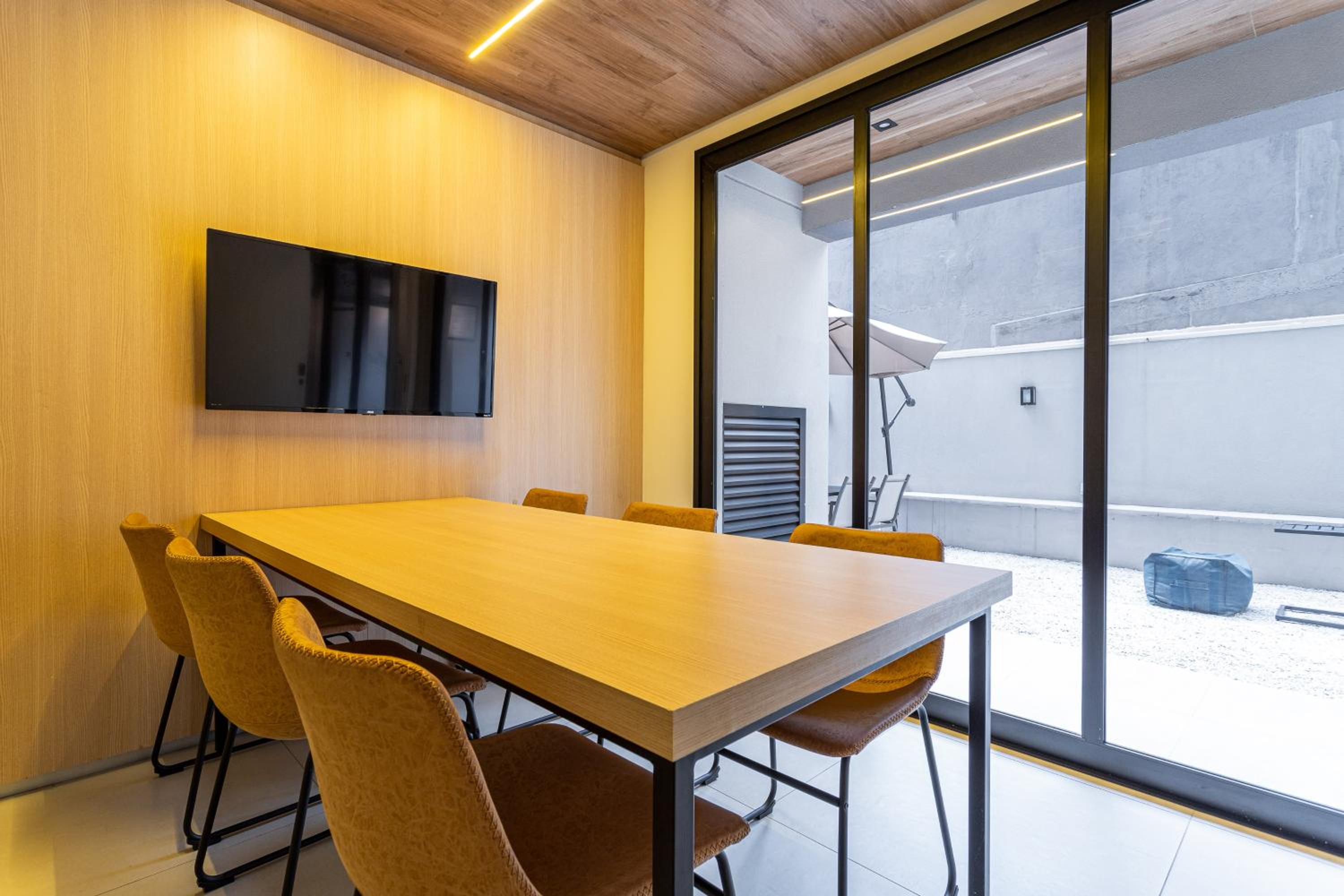 meeting & event spaces