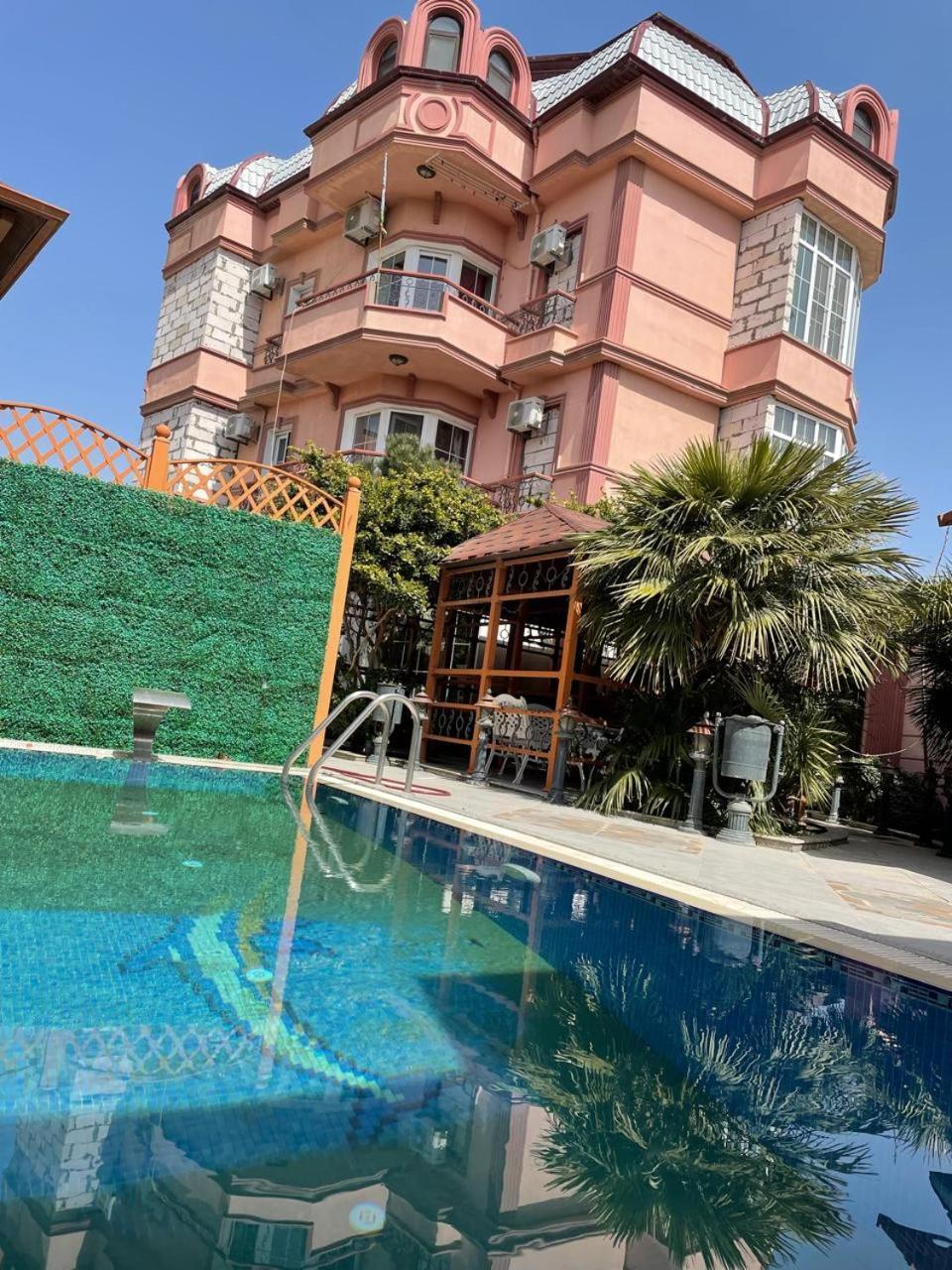 Badamdar villa with pool and sauna