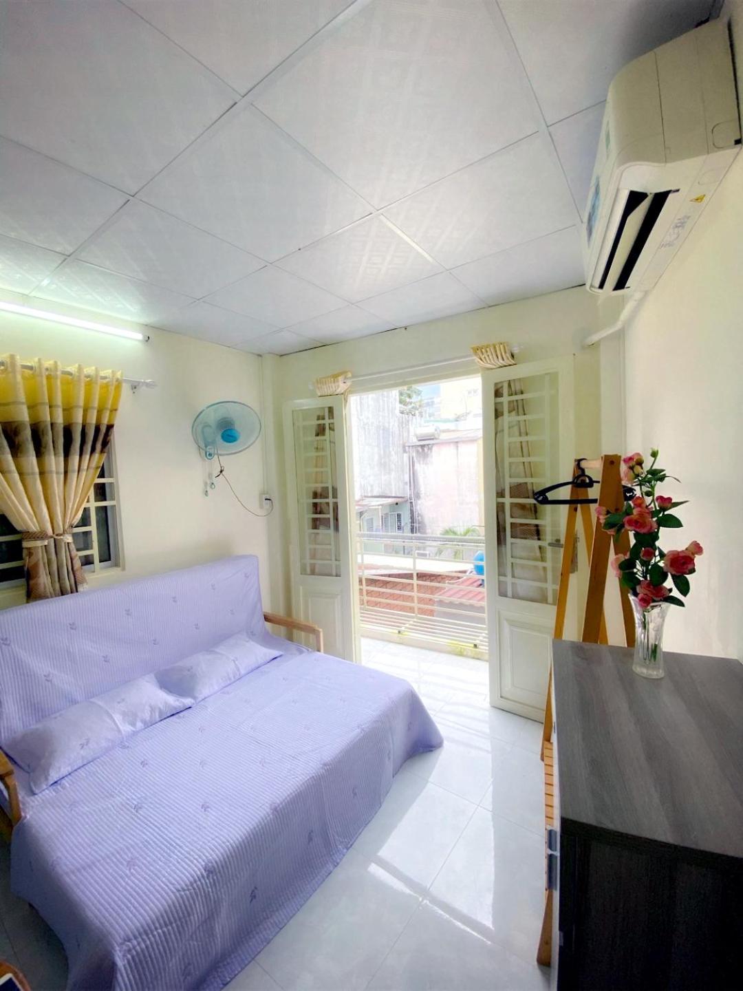 Lavie House