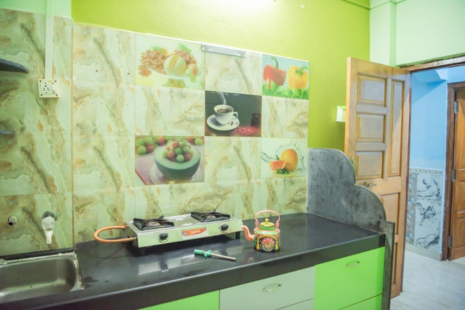 Cozy 2 BHK AC apartment for 8 ppl in Malvan view 4
