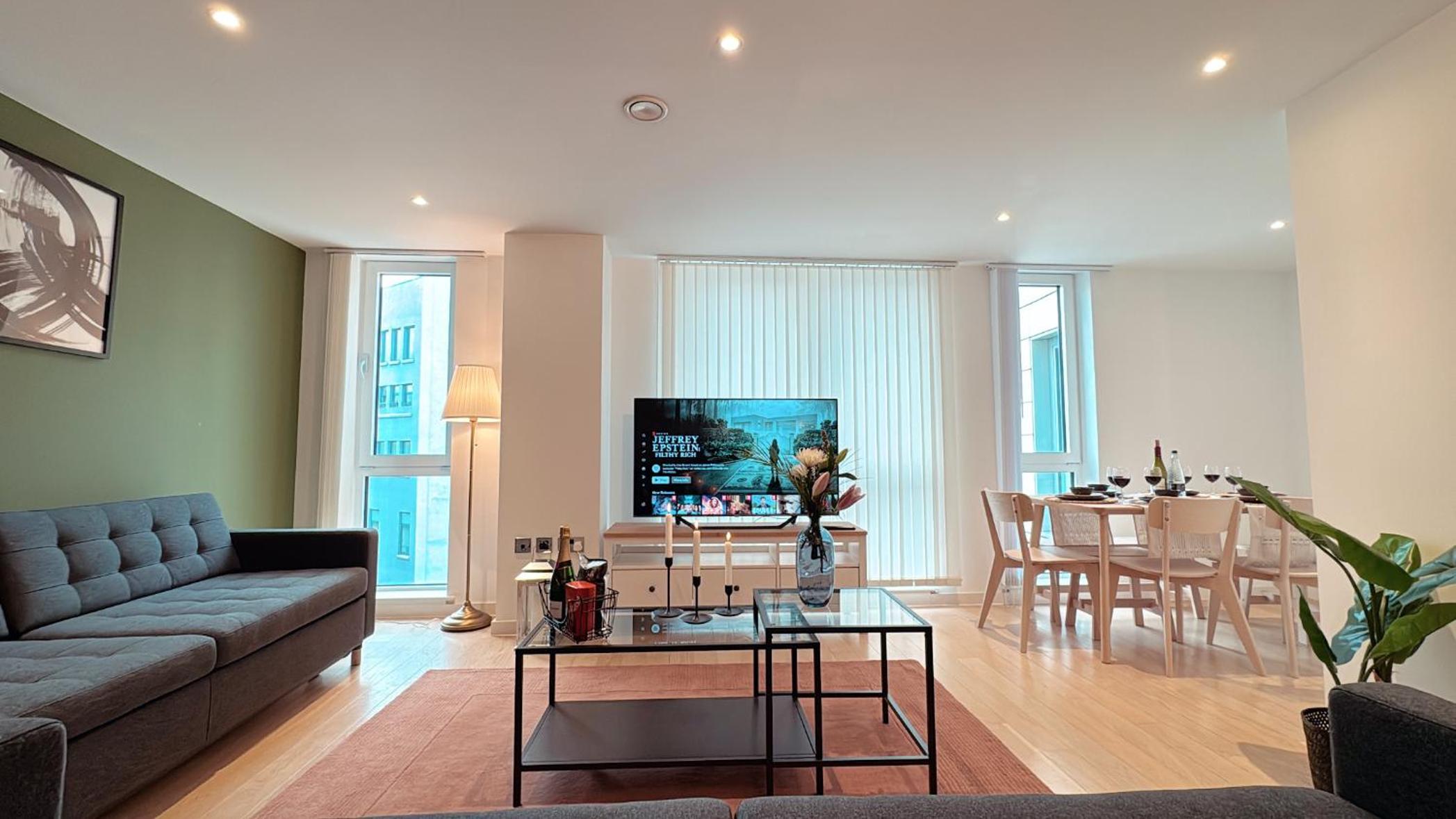 Shoreditch Apartments by Sleepy
