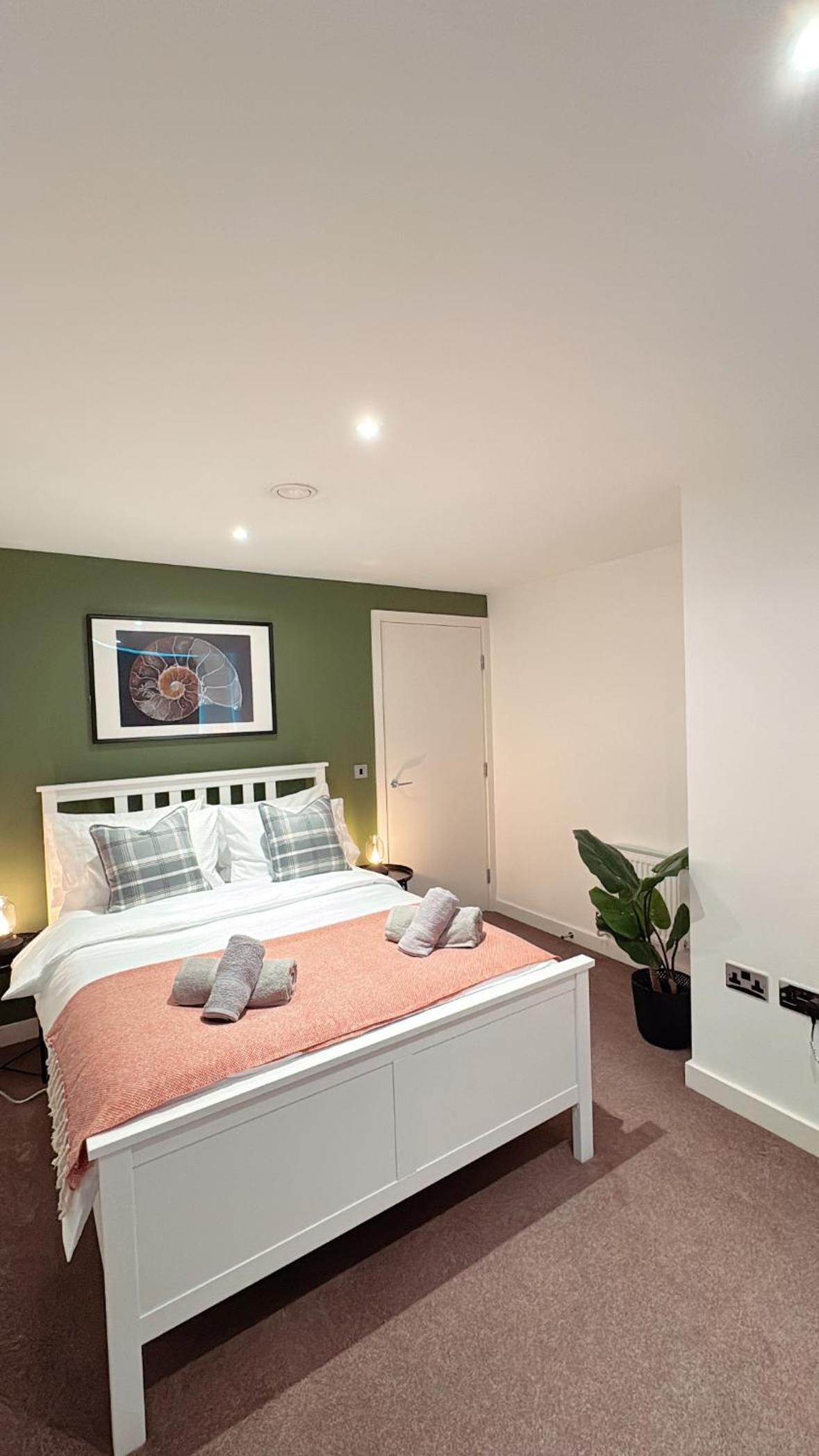 Shoreditch Apartments by Sleepy