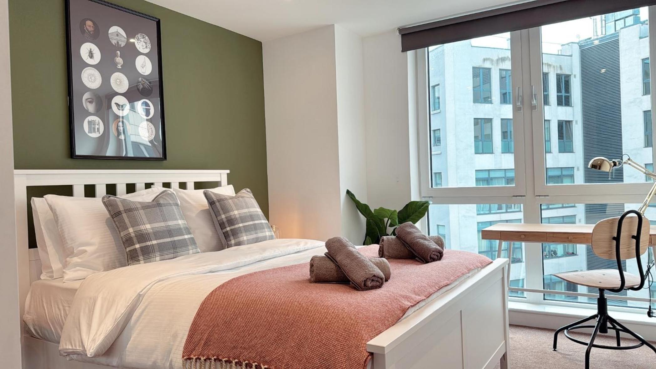 Shoreditch Apartments by Sleepy