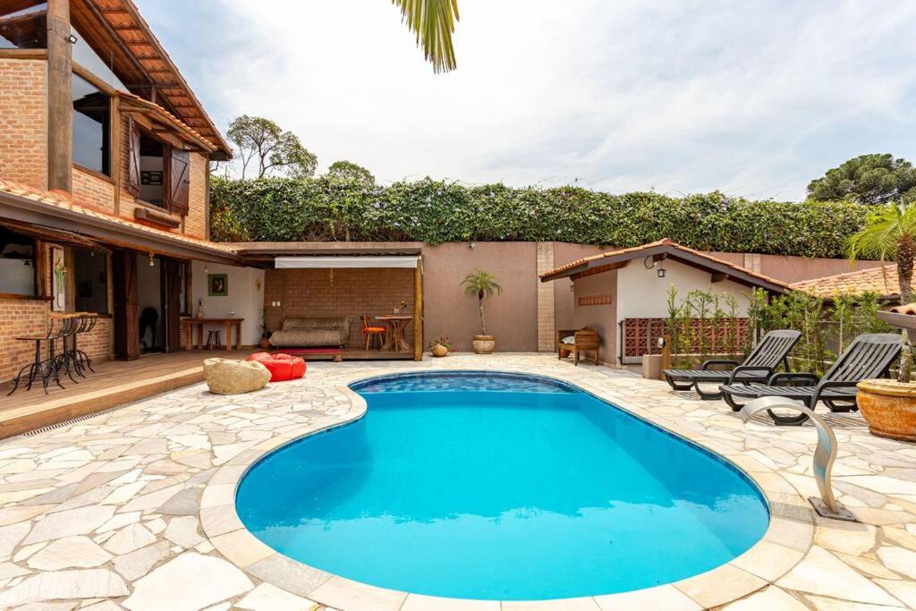 Casa de Hospedes Chalé Rustico com Banheira e Piscina Privativa a 1h de SP Espaço Totalmente Privativo