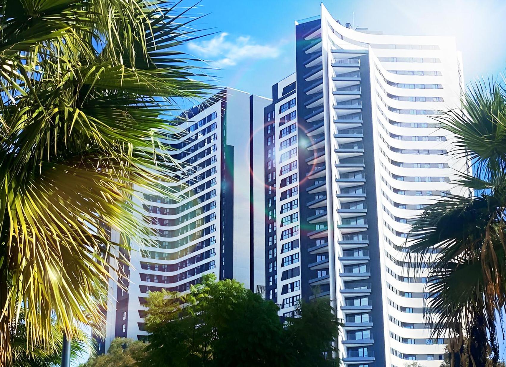 Modern 2 bed apartment 23 floor Urban Sky