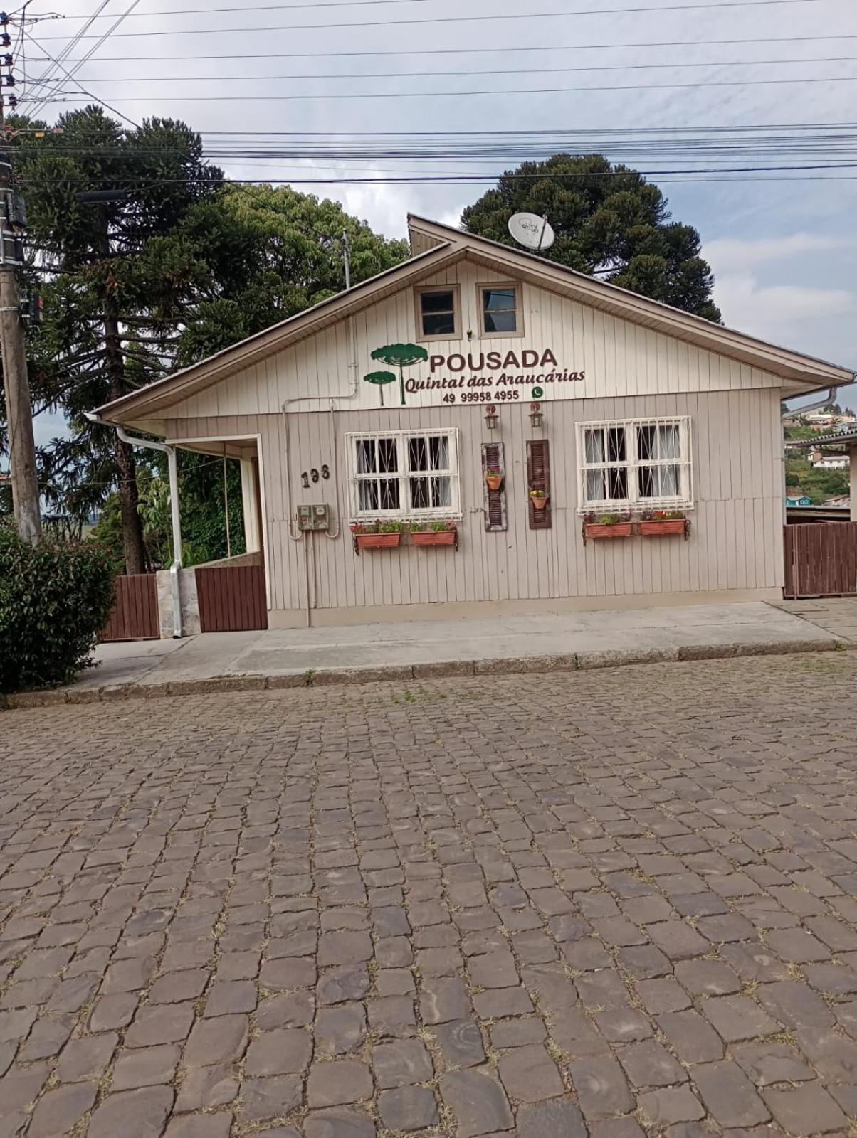 Quintal das Araucárias hospedagem