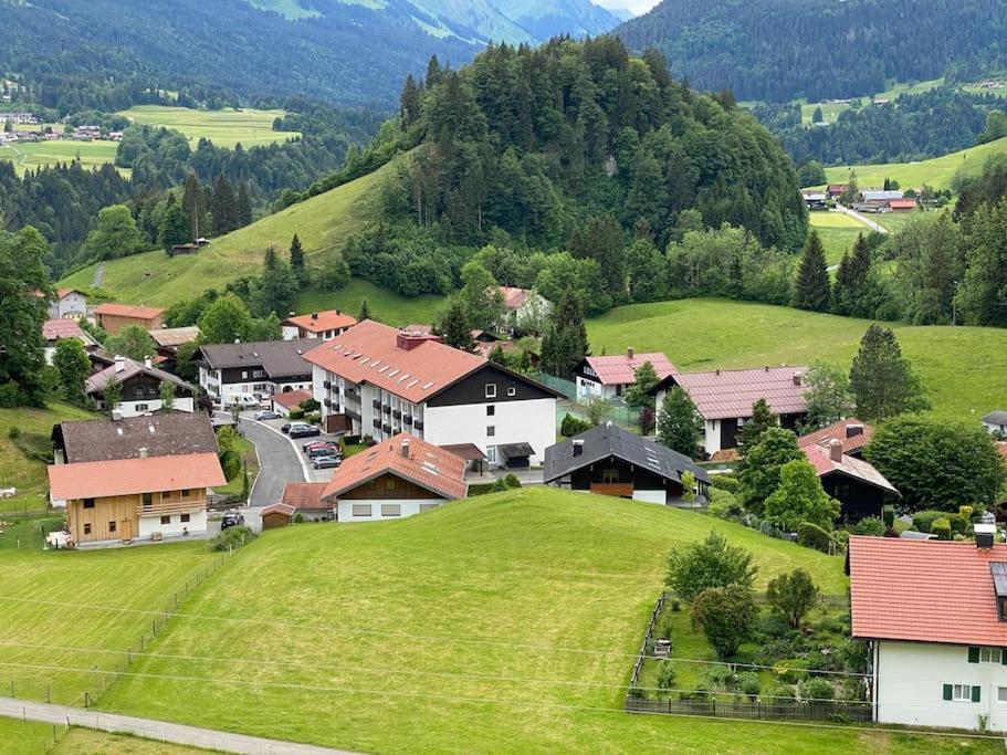 FEWO Allgäu Chalet mit Schwimmbad und Sauna