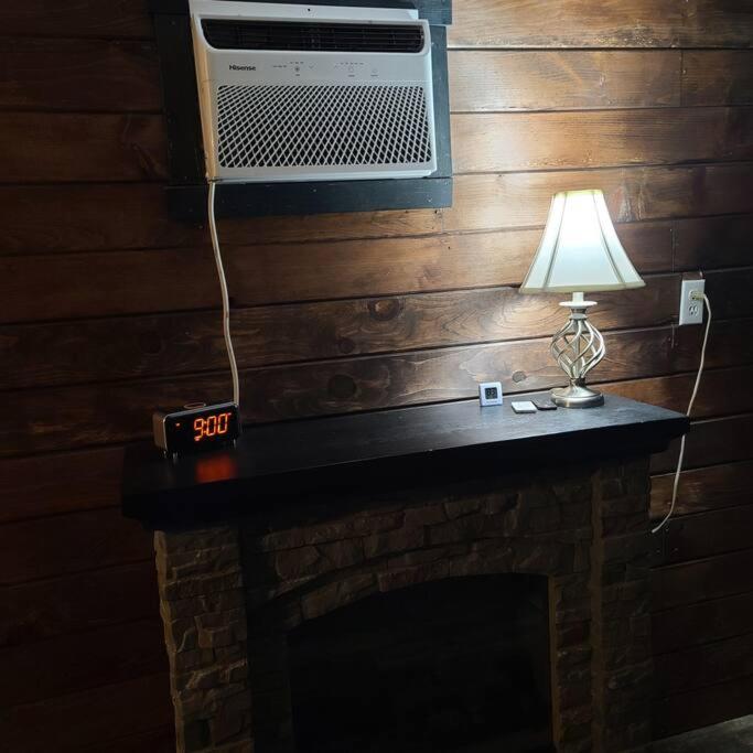 Delightful 1 Bedroom Company Bunk House