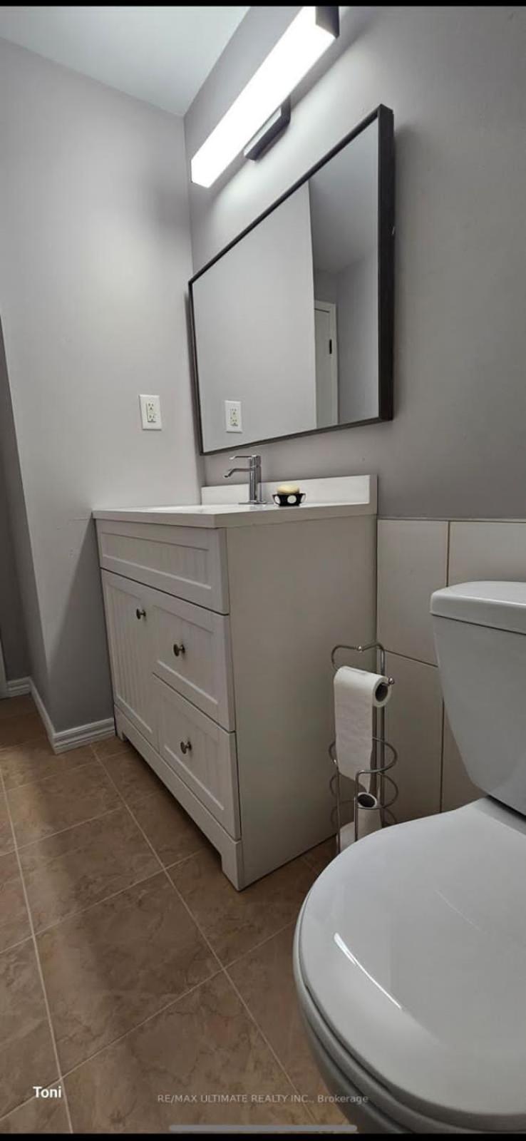 Affordable Basment Apartment - London