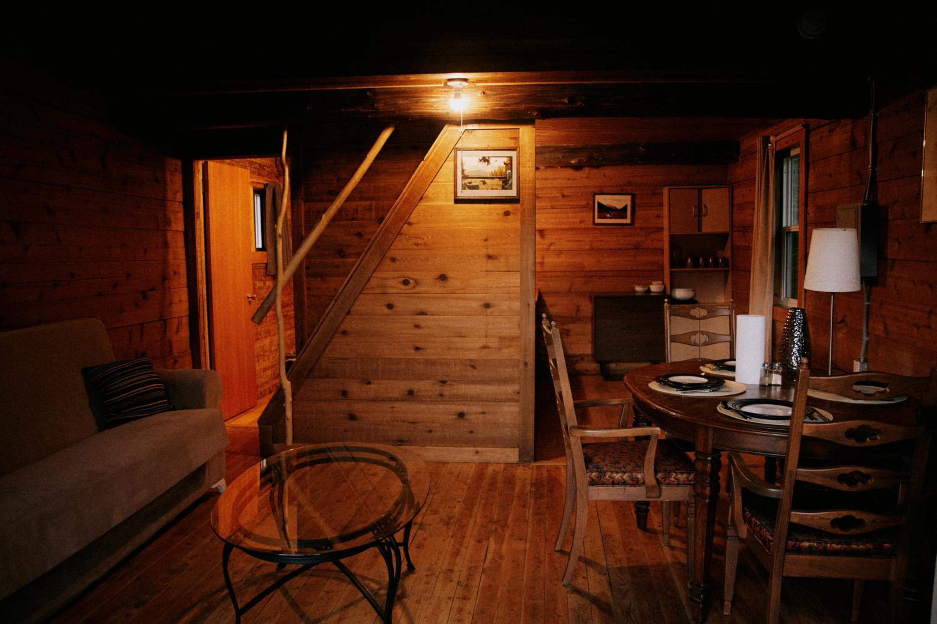 Rustic Woodland Cabin at Beaverfoot