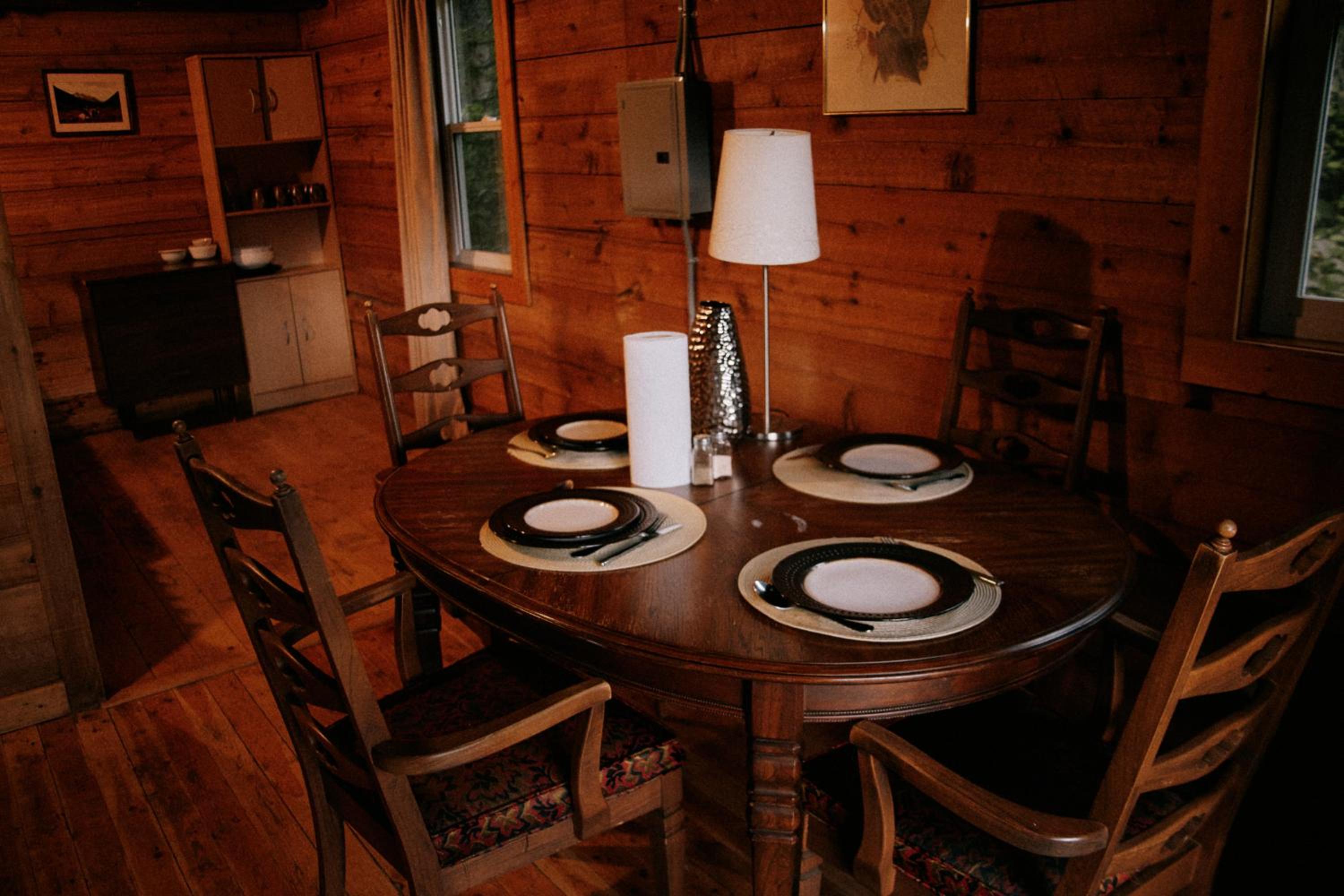 Rustic Woodland Cabin at Beaverfoot