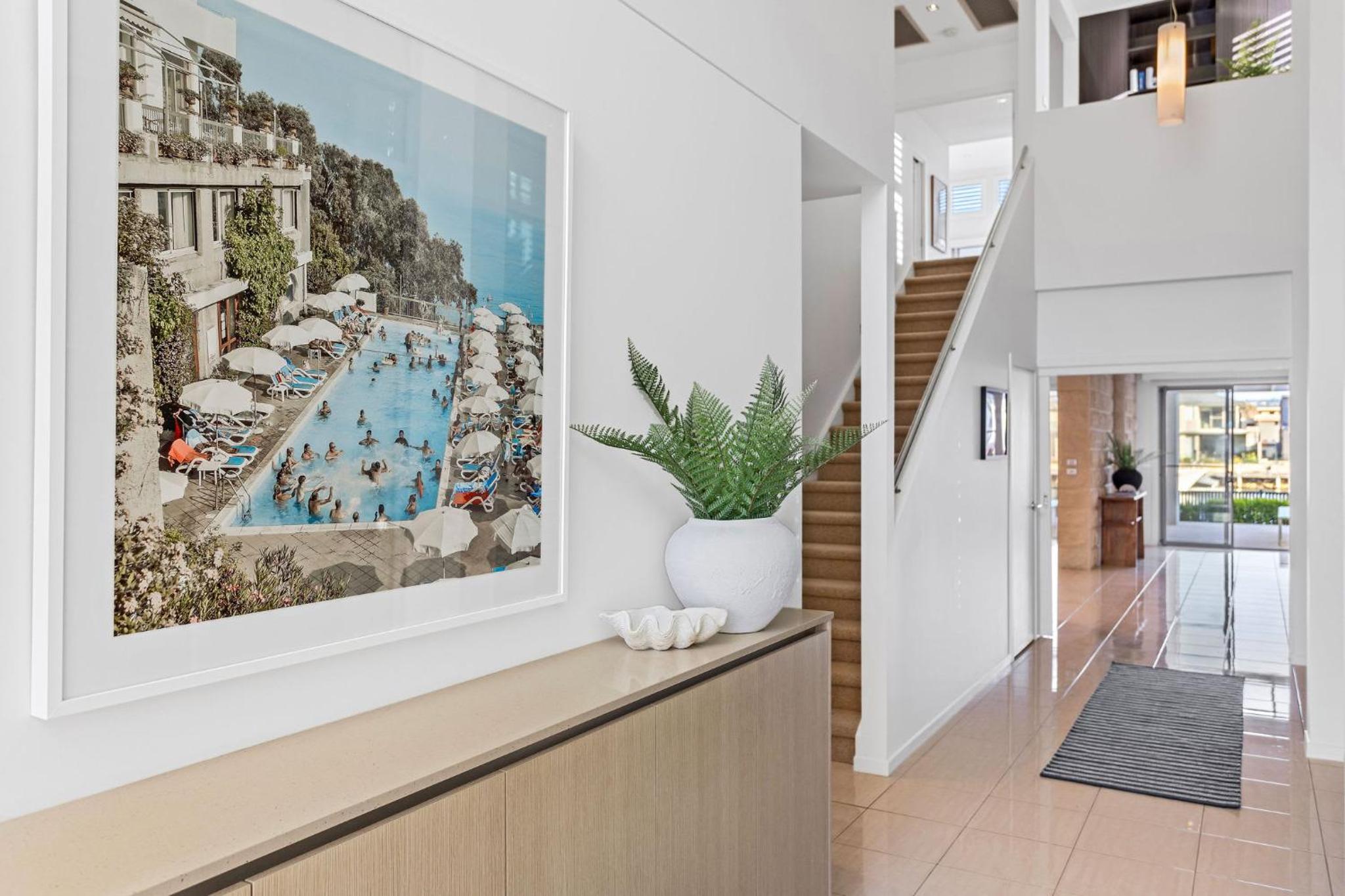 Waterfront Martha Cove Getaway 250m from beach