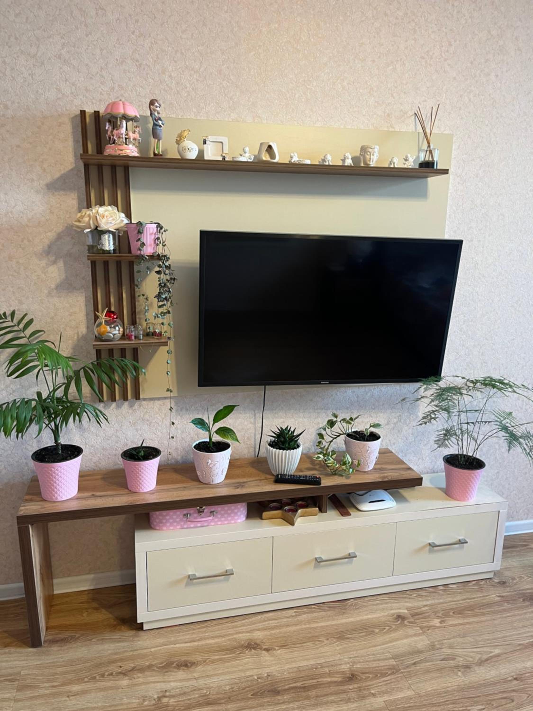 Modern Studio Apartment