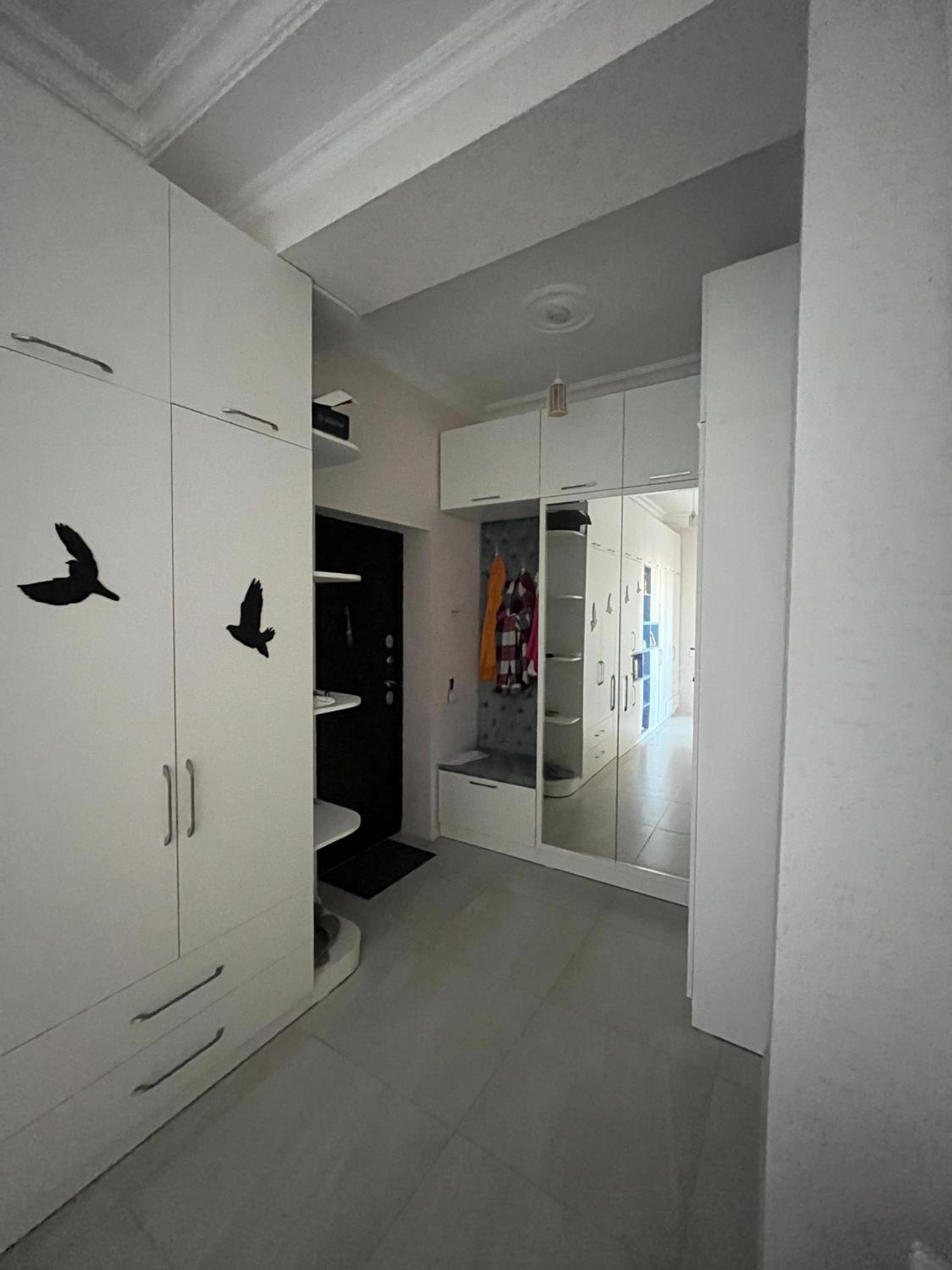 Modern Studio Apartment