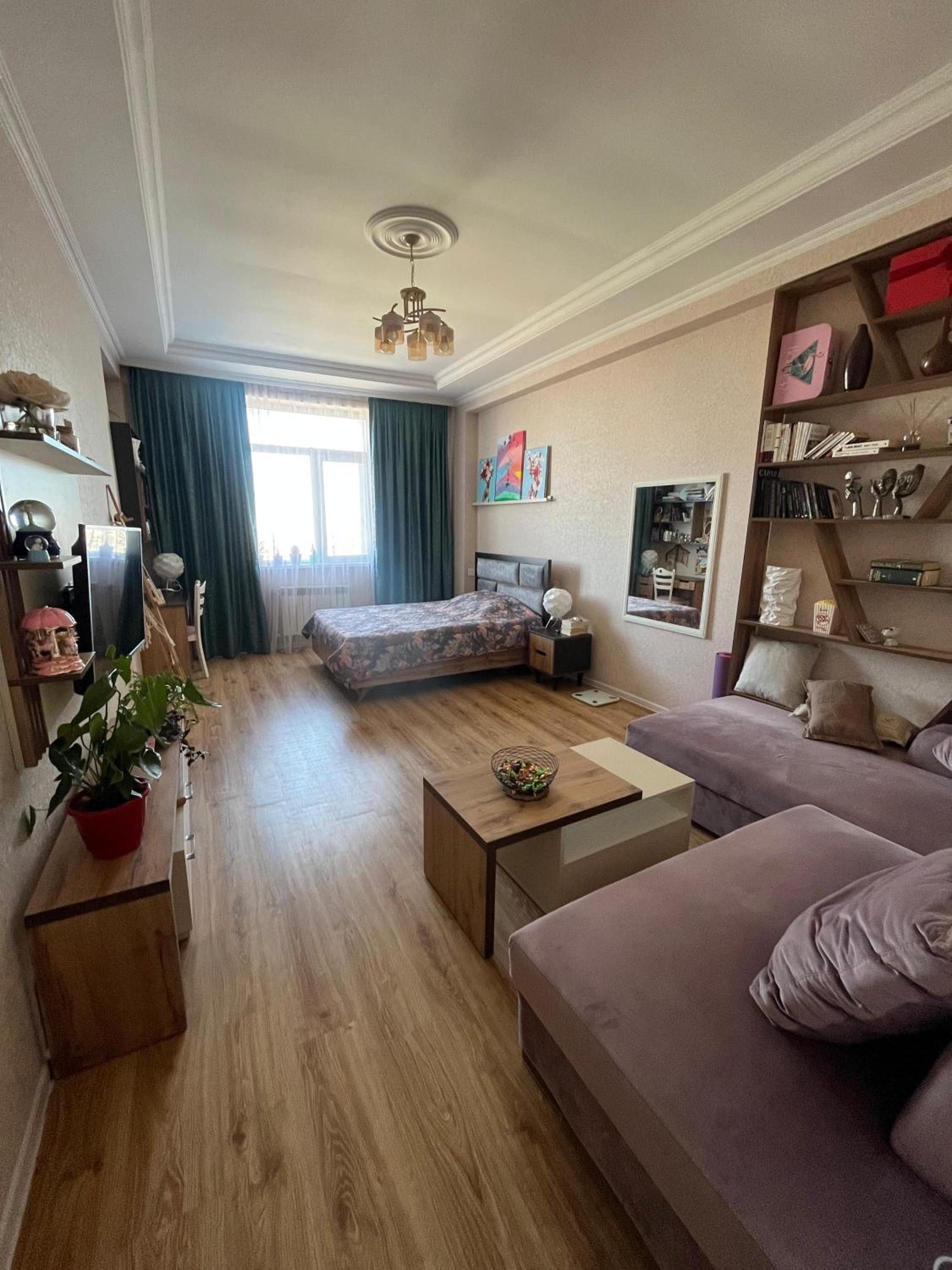 Modern Studio Apartment