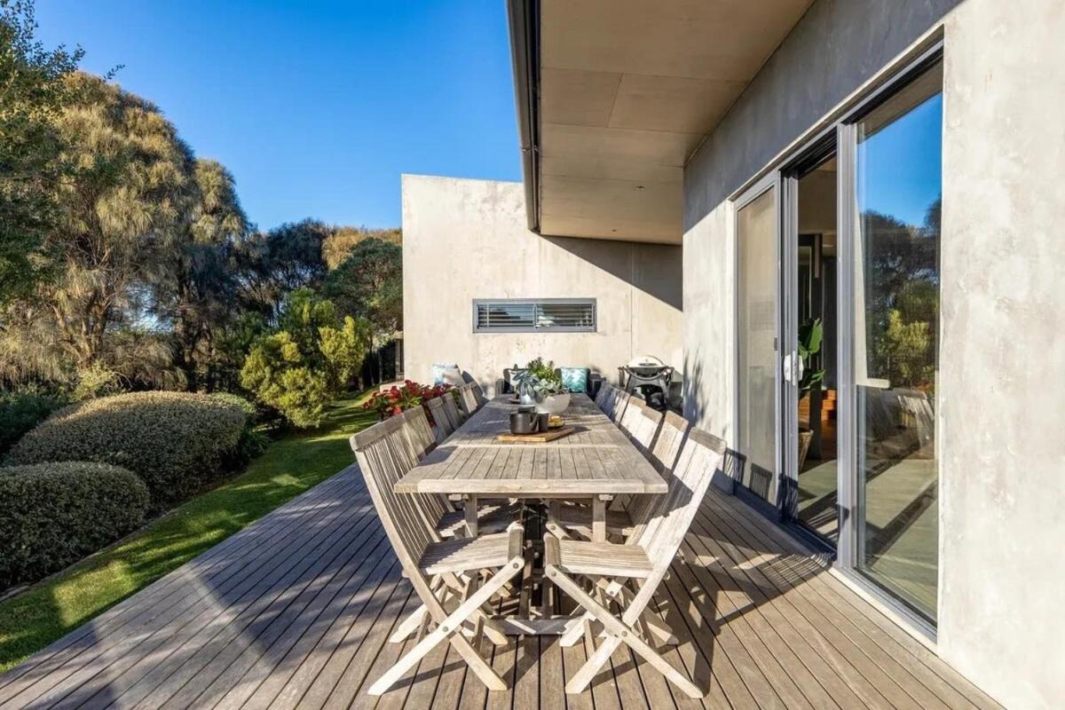 Luxury Portsea Sanctuary Gas Heat Pool & Gardens