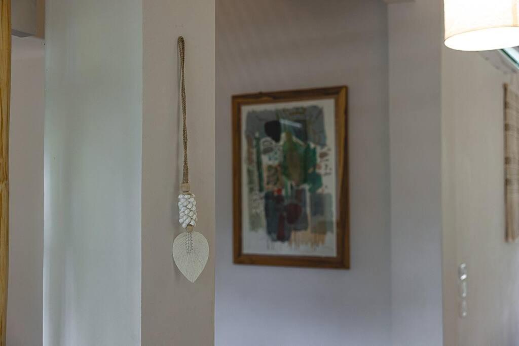 SolGal- New Villa - Steps From The Beach