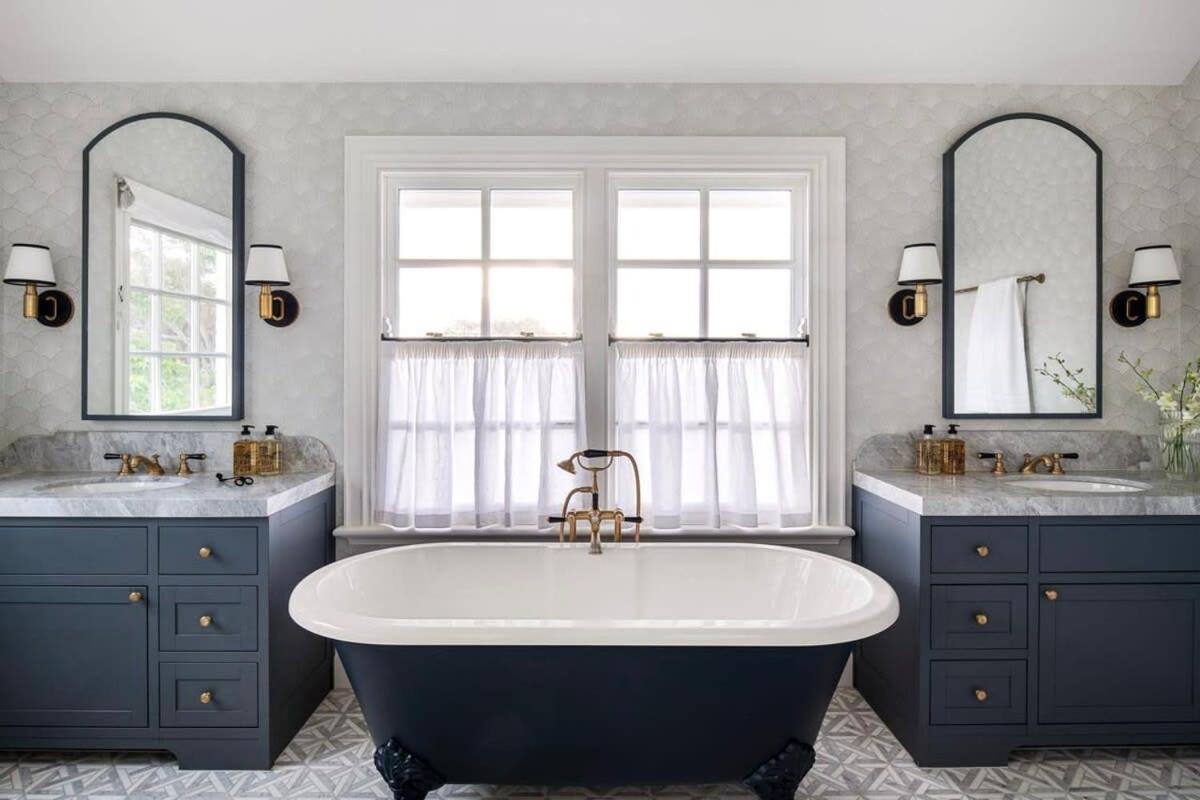 Barrington Luxe Retreat with Pool Spa & Ocean Views
